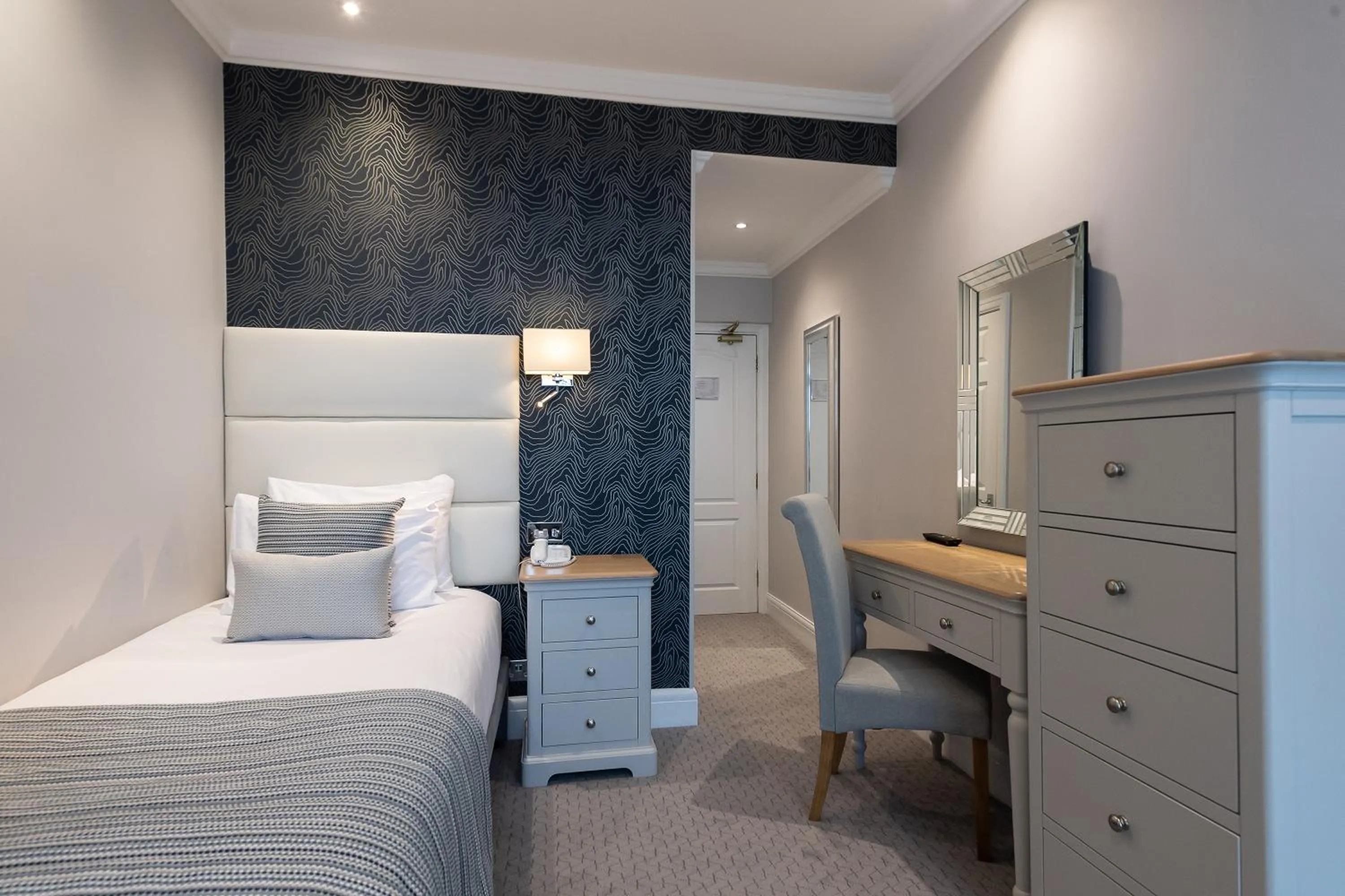 Bedroom, Bed in The Carlyon Bay Hotel and Spa