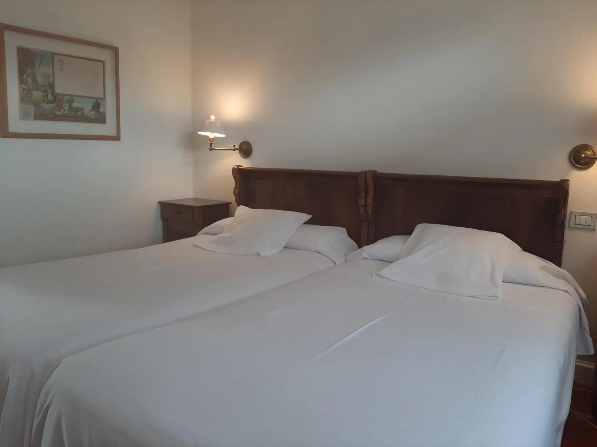 Bedroom, Bed in Hotel Ibarra Zalla