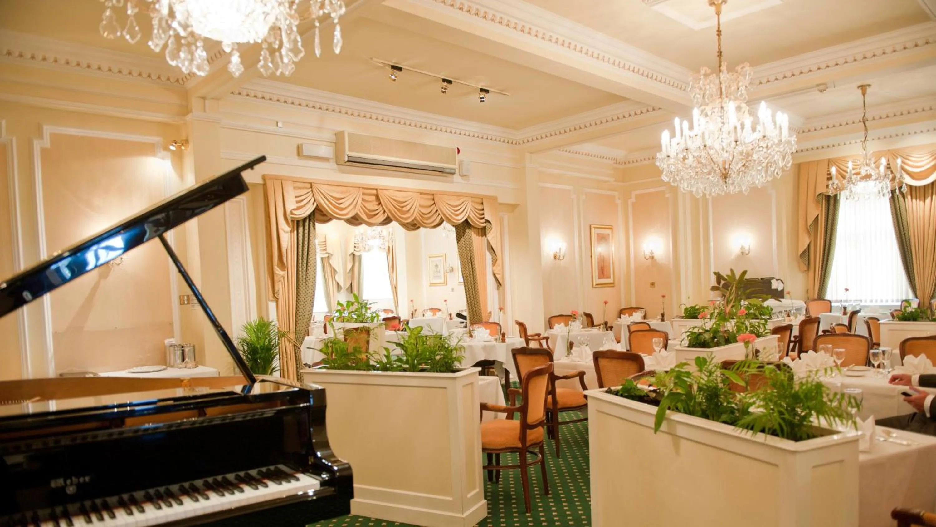 Restaurant/places to eat in The Belmont Hotel - Adults Only