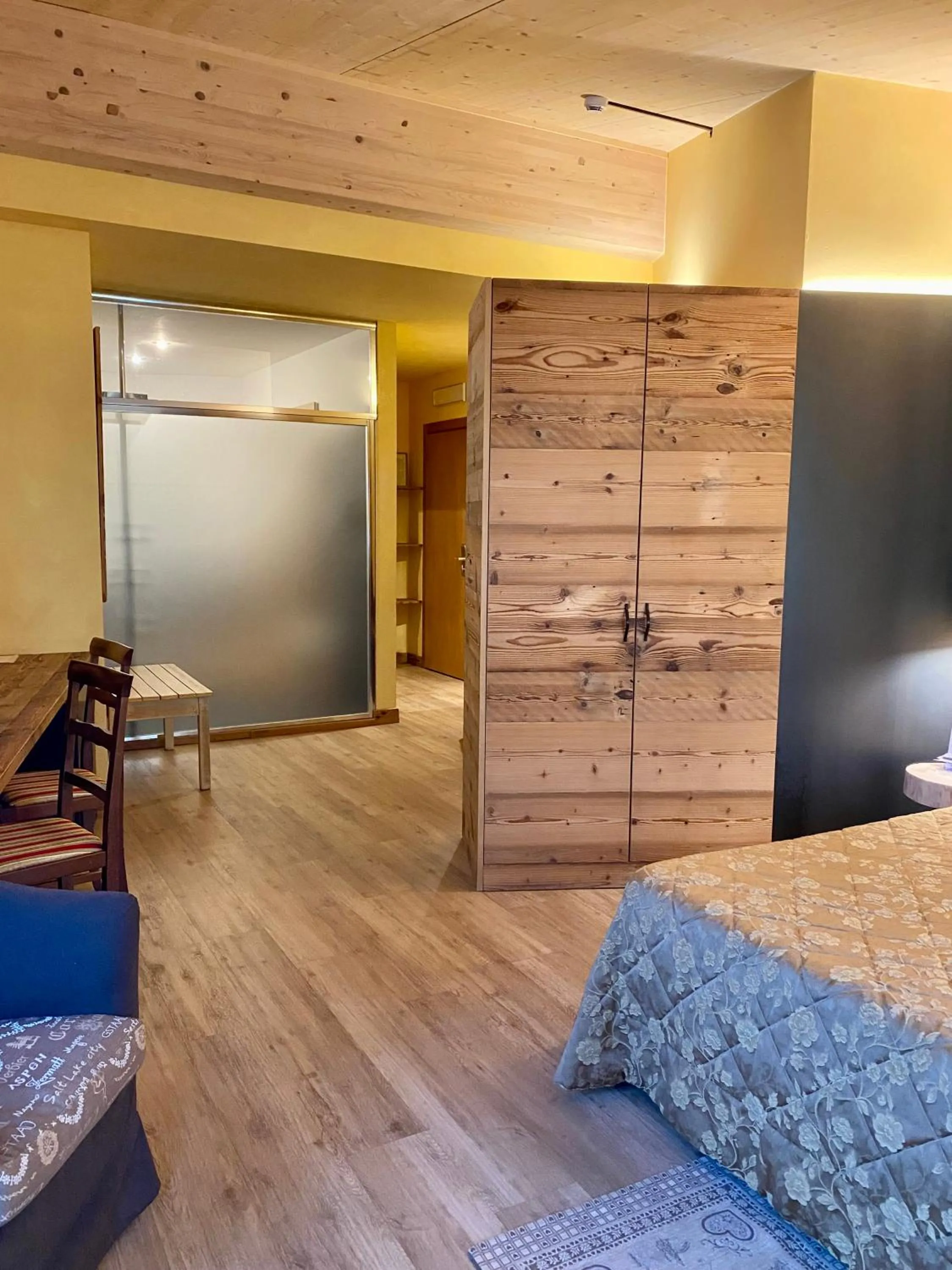 Bed in Hotel Chaberton