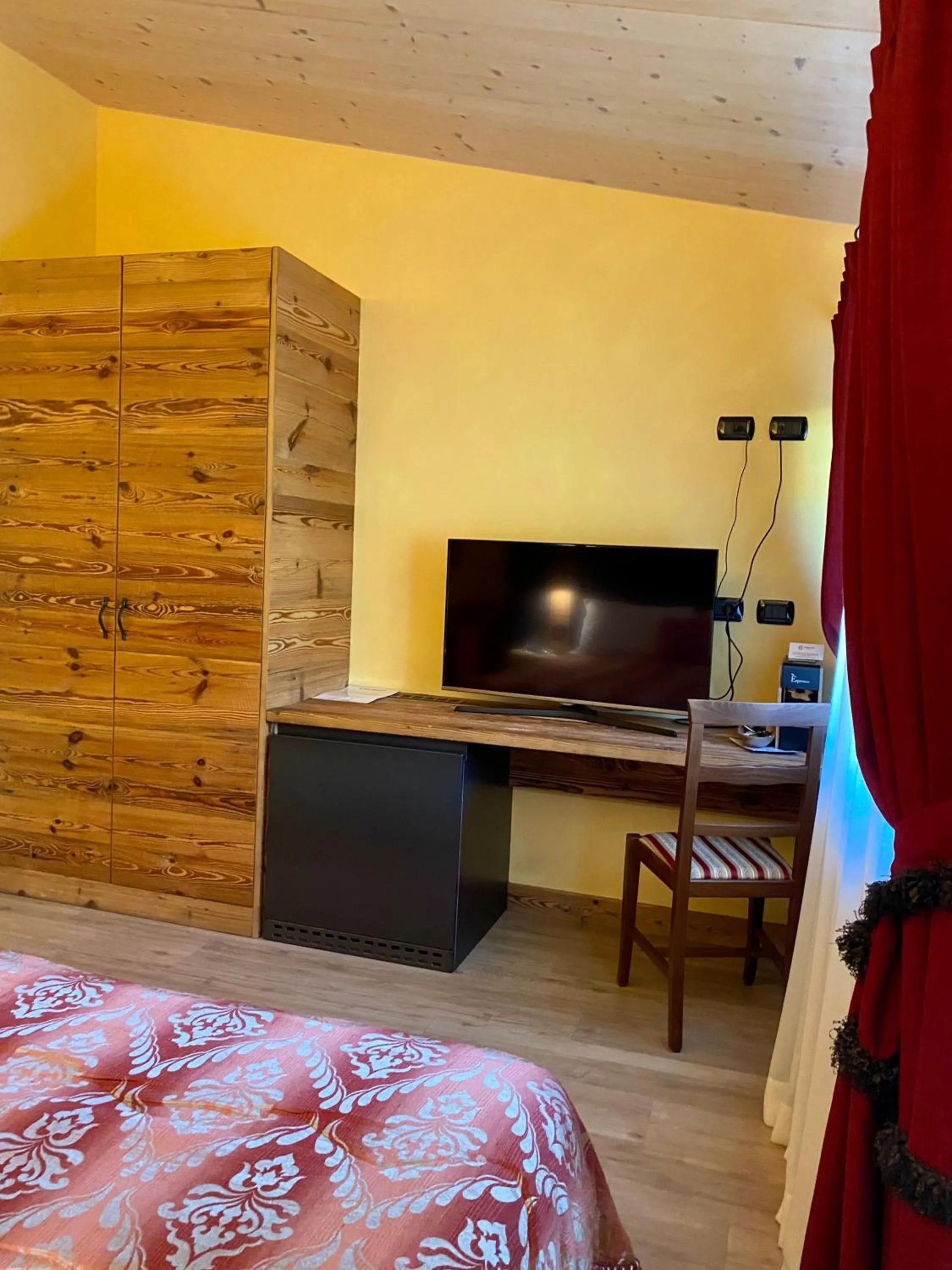 Bed in Hotel Chaberton