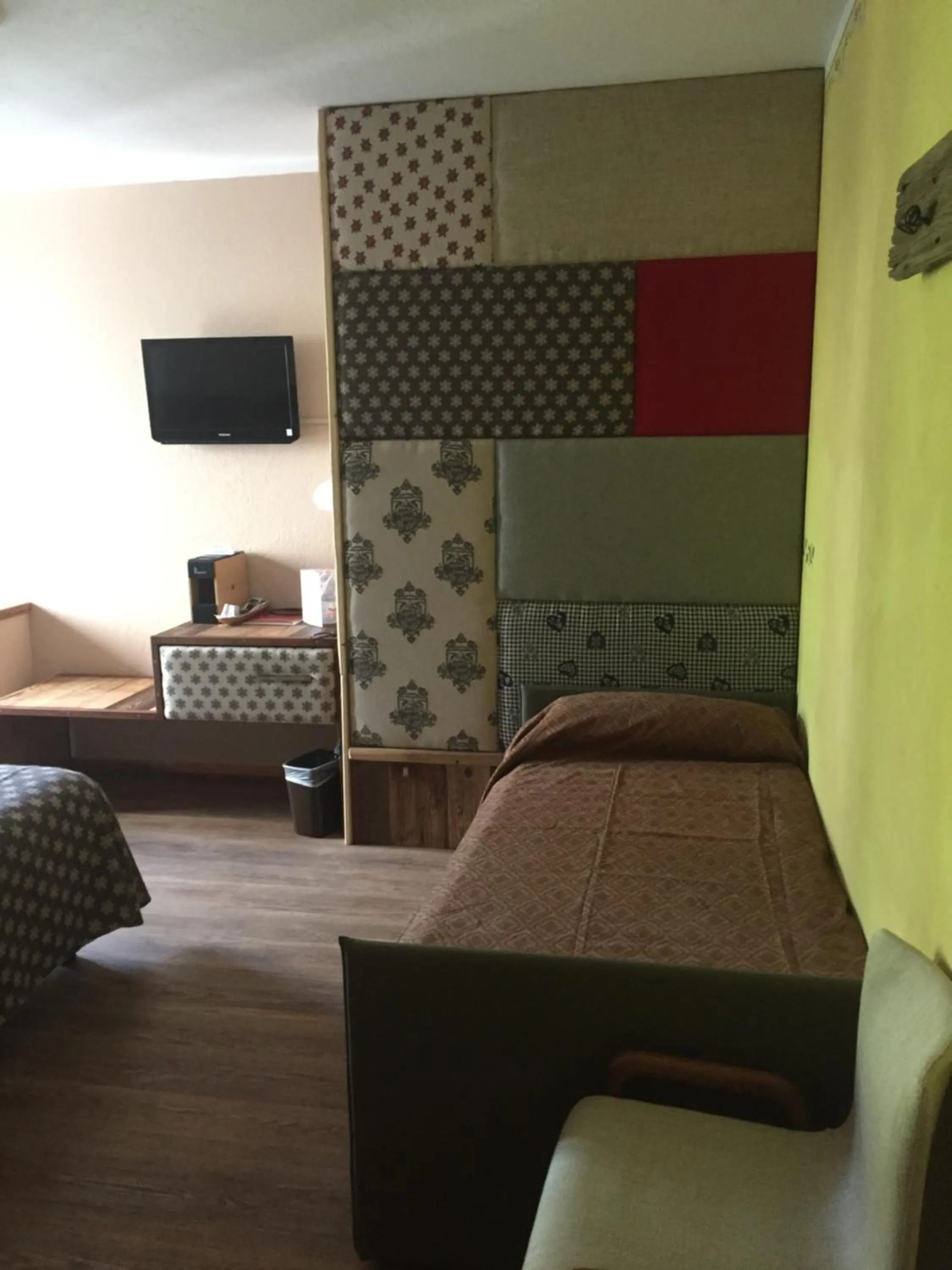 Bed in Hotel Chaberton