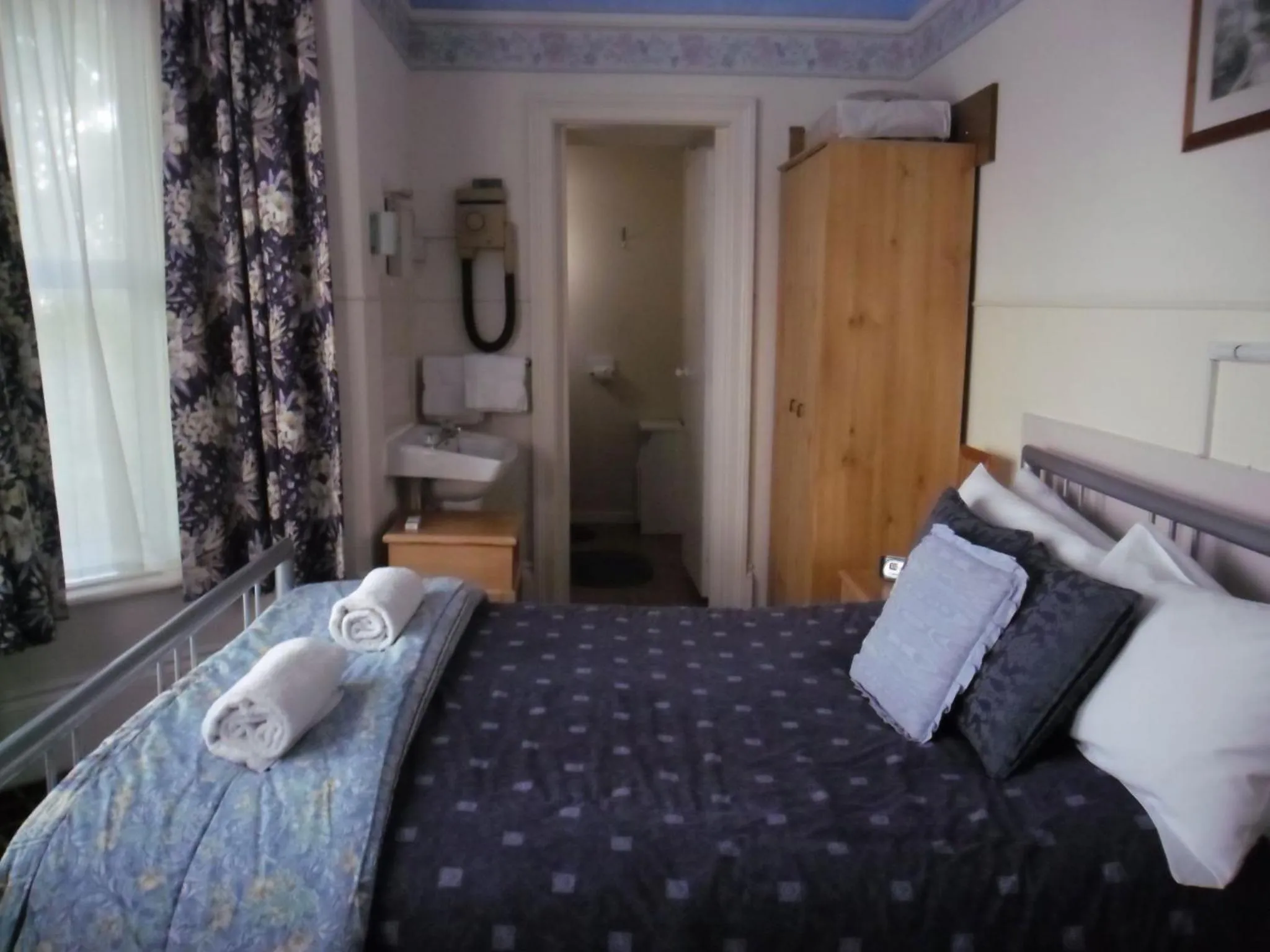 Bedroom in Chad Hill Hotel