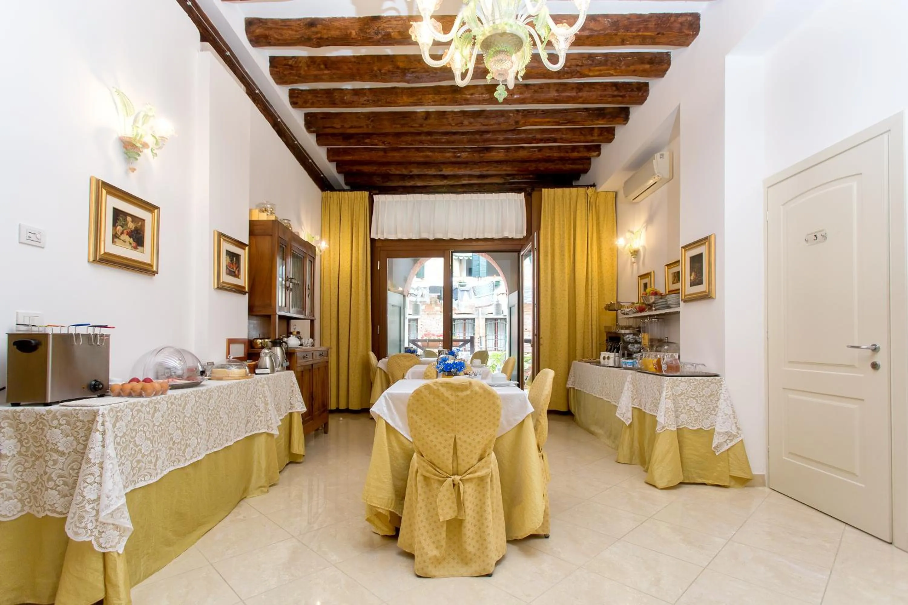 Breakfast in Alla Vite Dorata