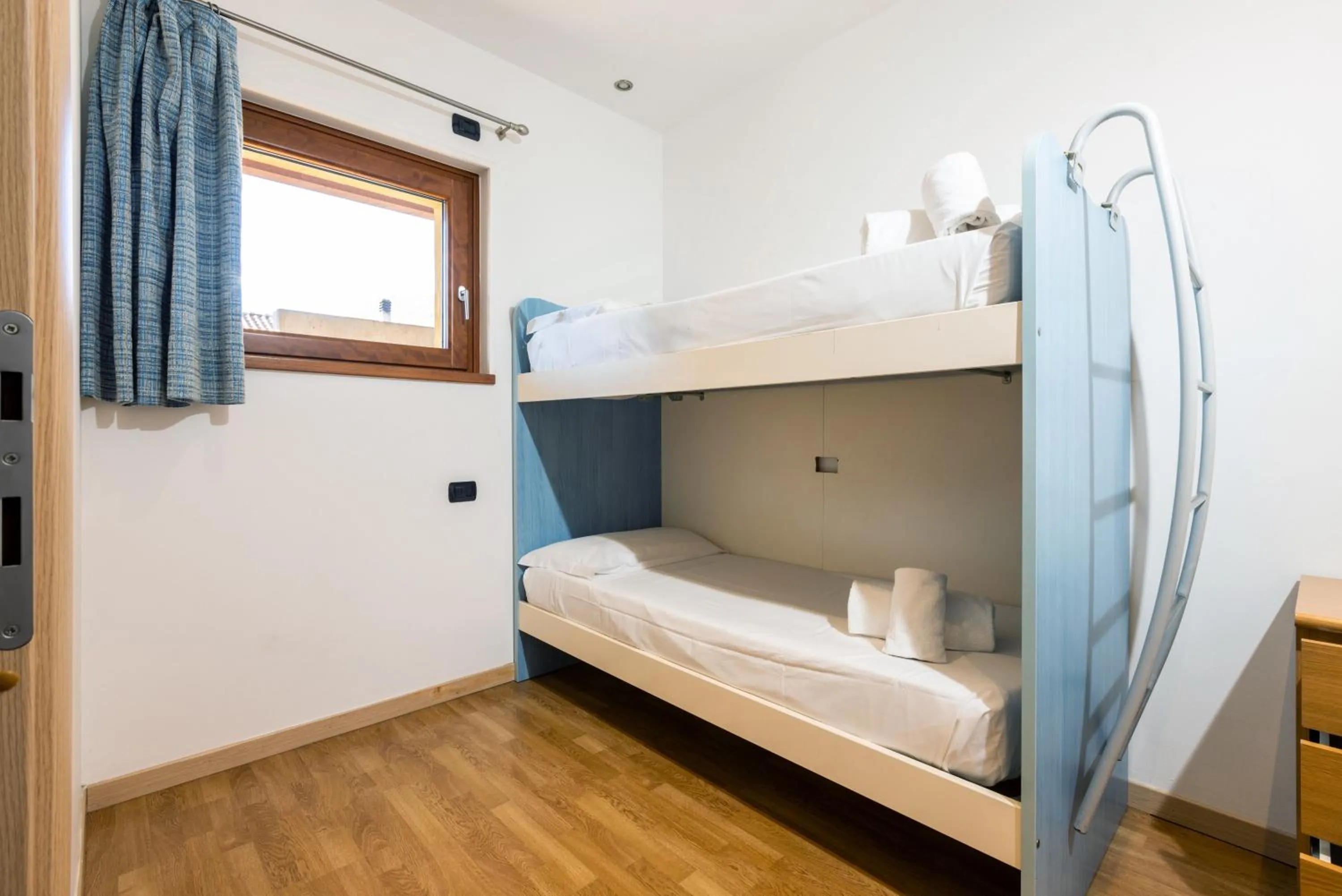 Photo of the whole room, Bed in Spluga "Relax & Apartaments" by Alfio Colombo