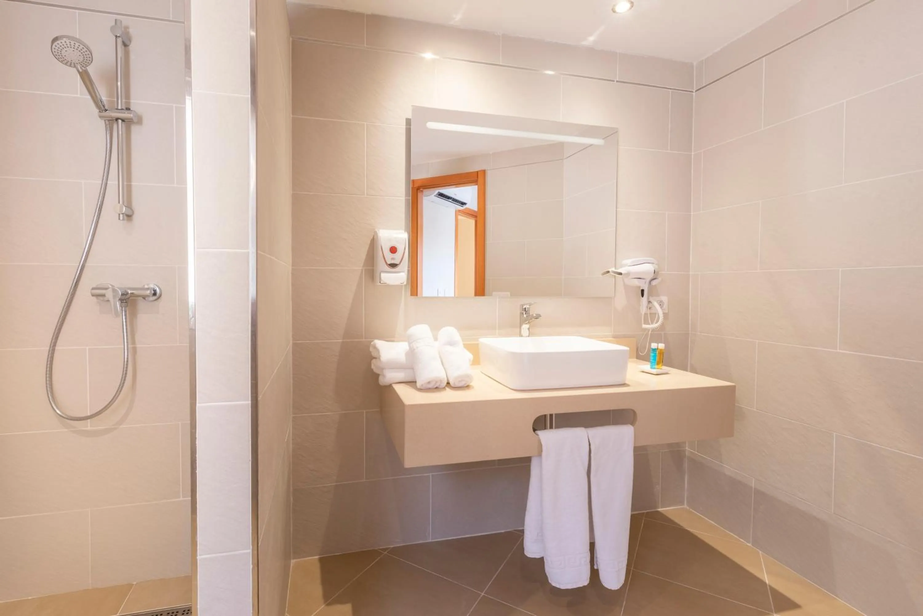 Bathroom in Apartamentos Vista Sur