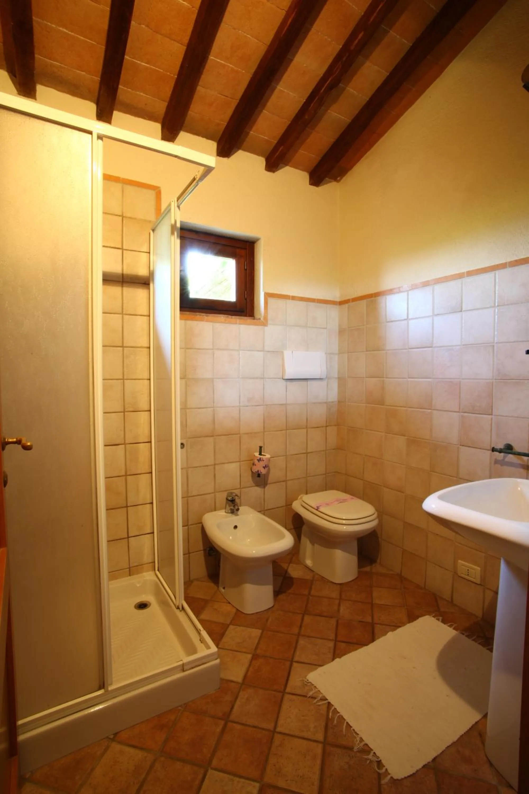 Bathroom in Podere Il Pino