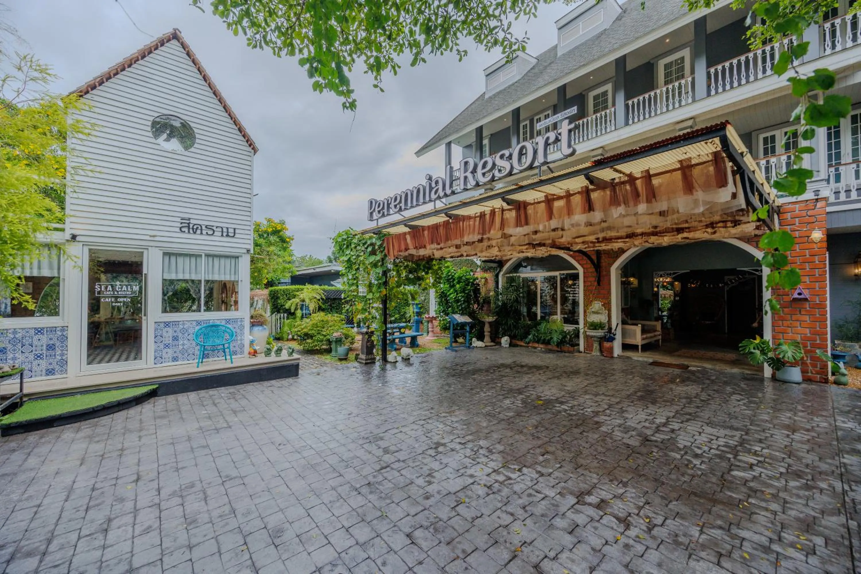 Property building in Perennial Resort