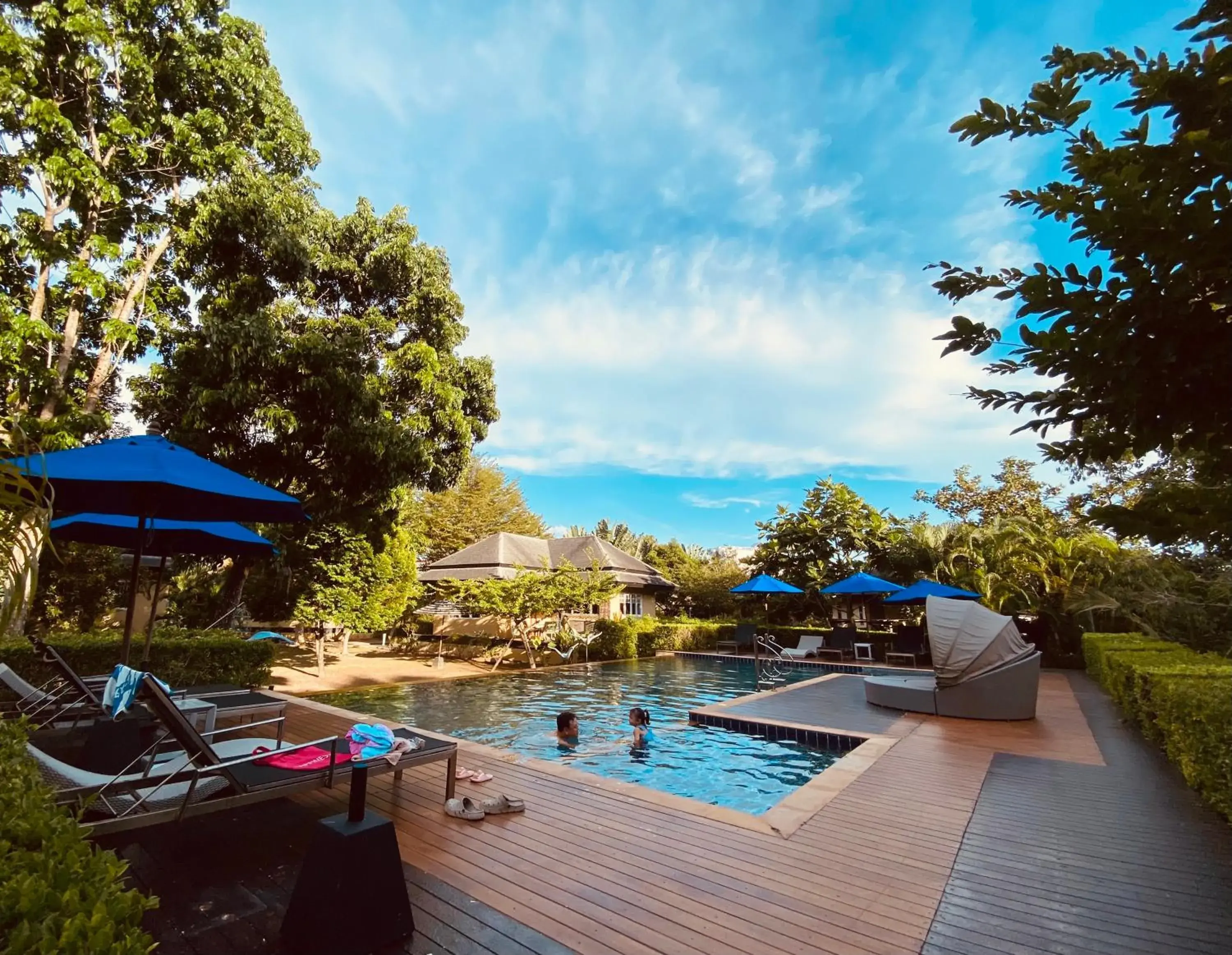 Perennial Resort Perennial Resort