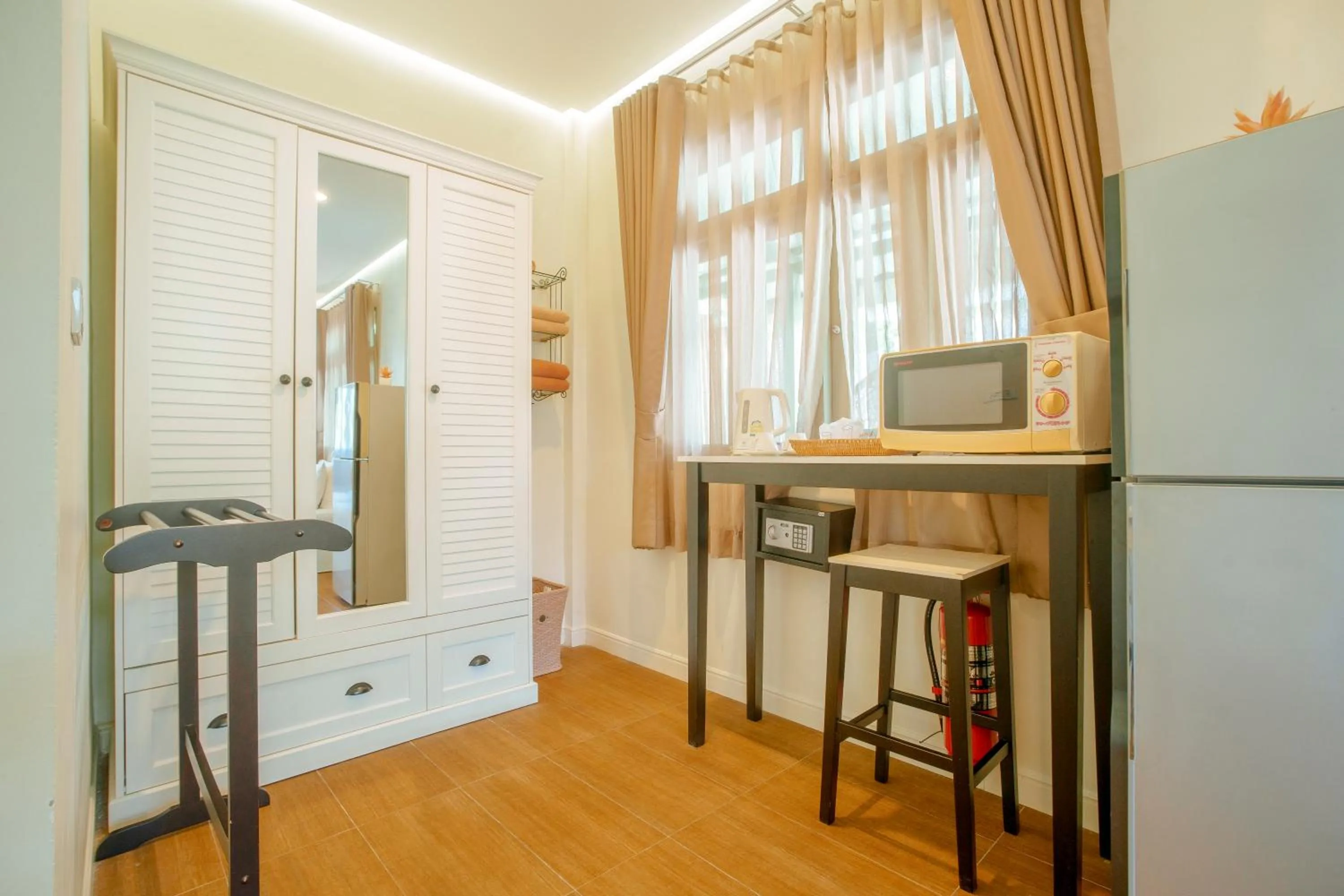 Guests in Perennial Resort