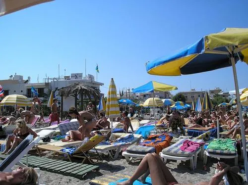 People in Nitsa Rooms