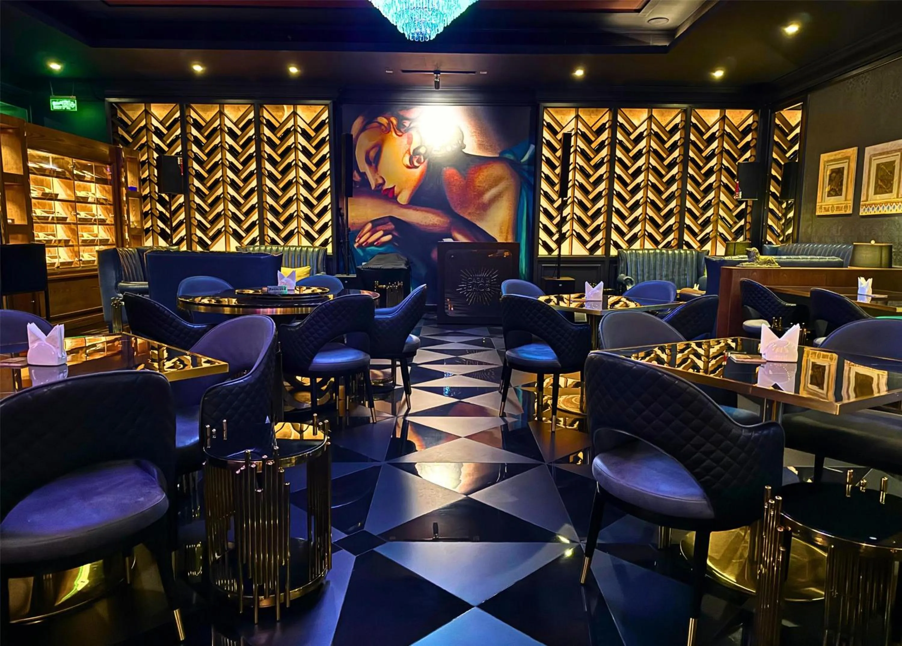 Lounge or bar in Radisson Hotel Muscat Panorama