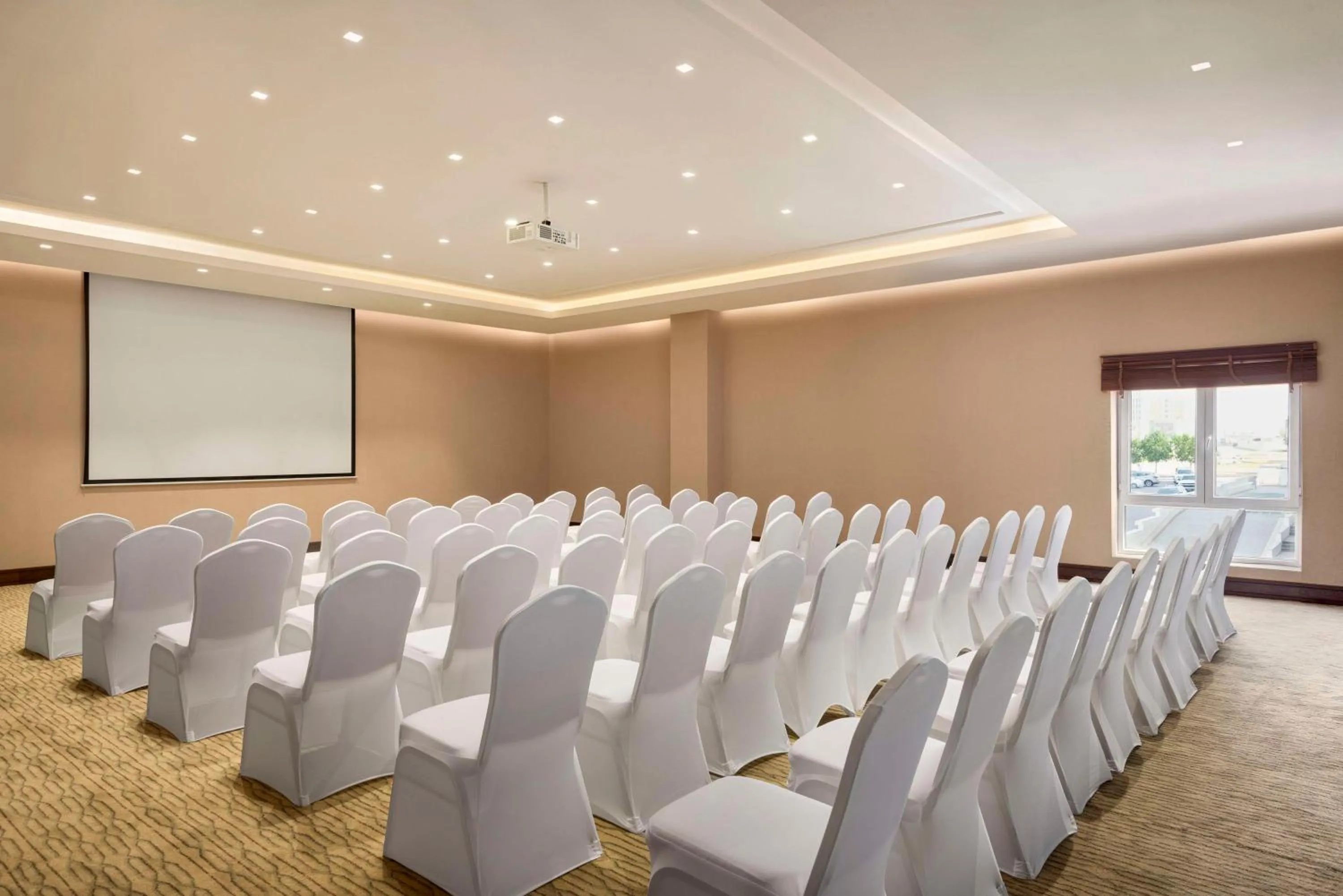 Meeting/conference room in Radisson Hotel Muscat Panorama