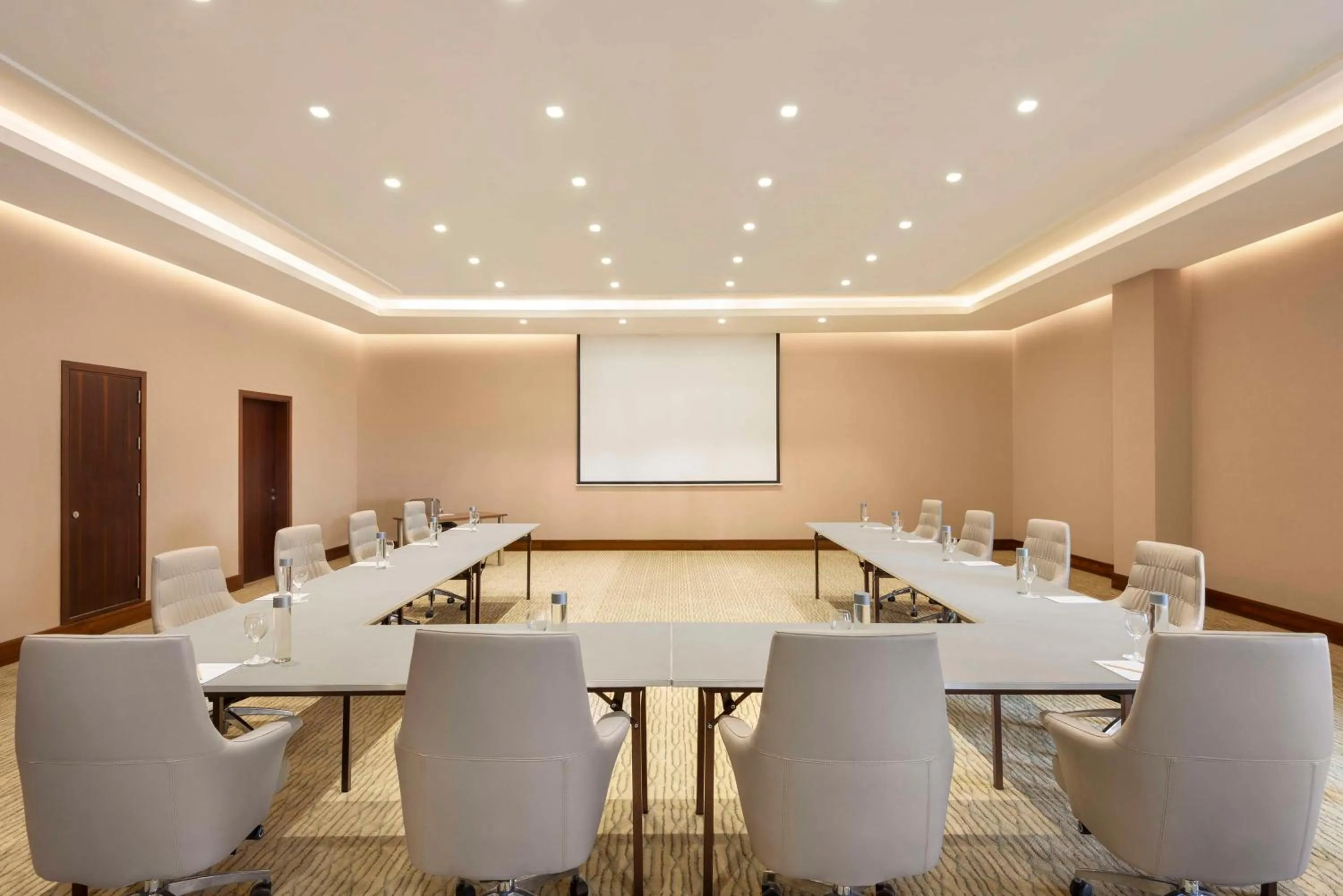 Meeting/conference room in Radisson Hotel Muscat Panorama