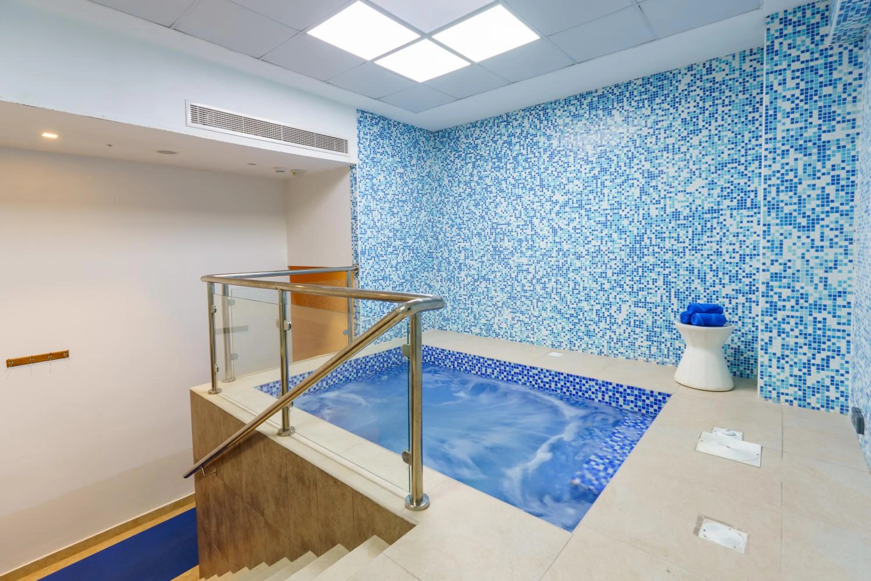 Spa and wellness centre/facilities in Radisson Hotel Muscat Panorama