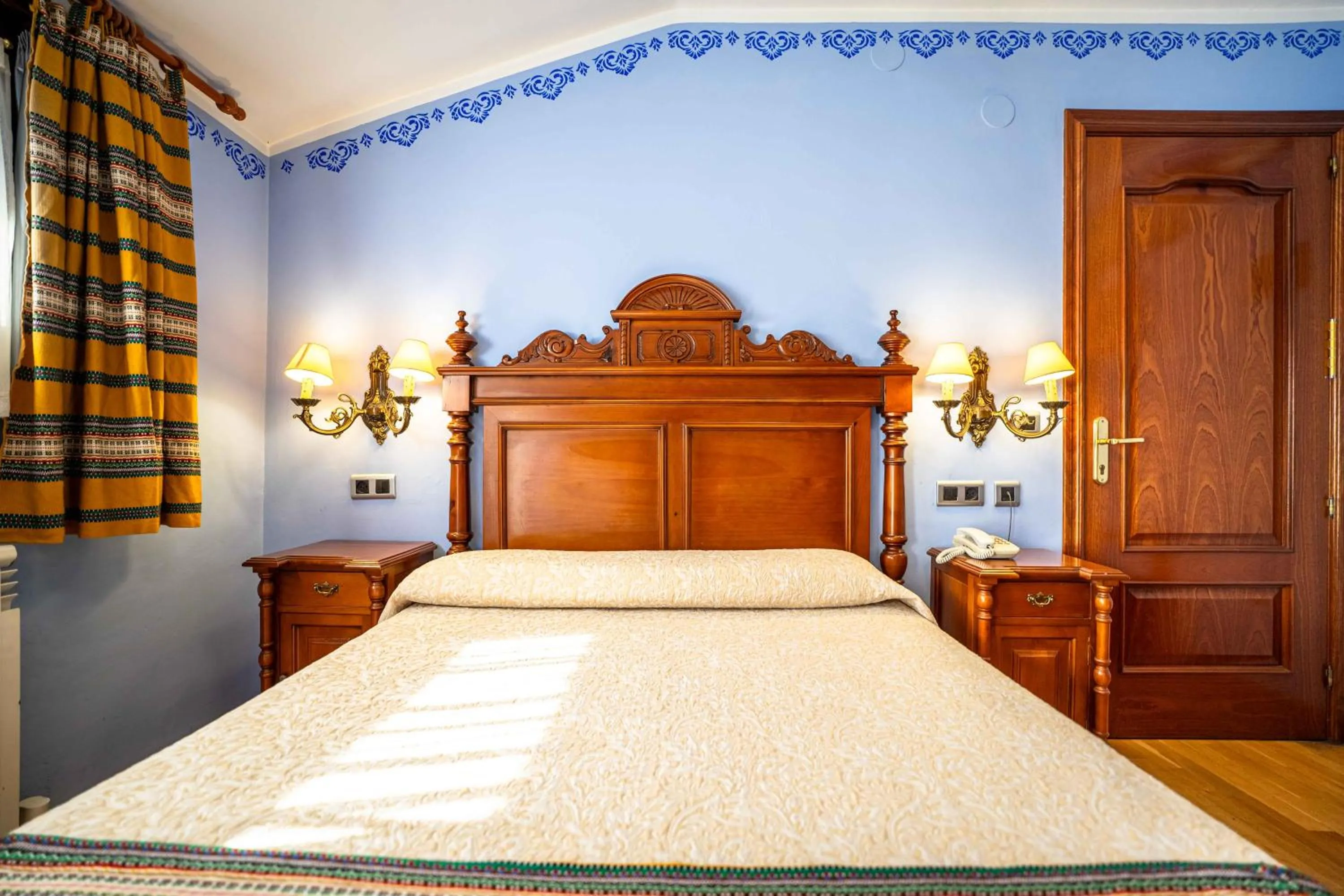 Bed in Hotel del Pastor