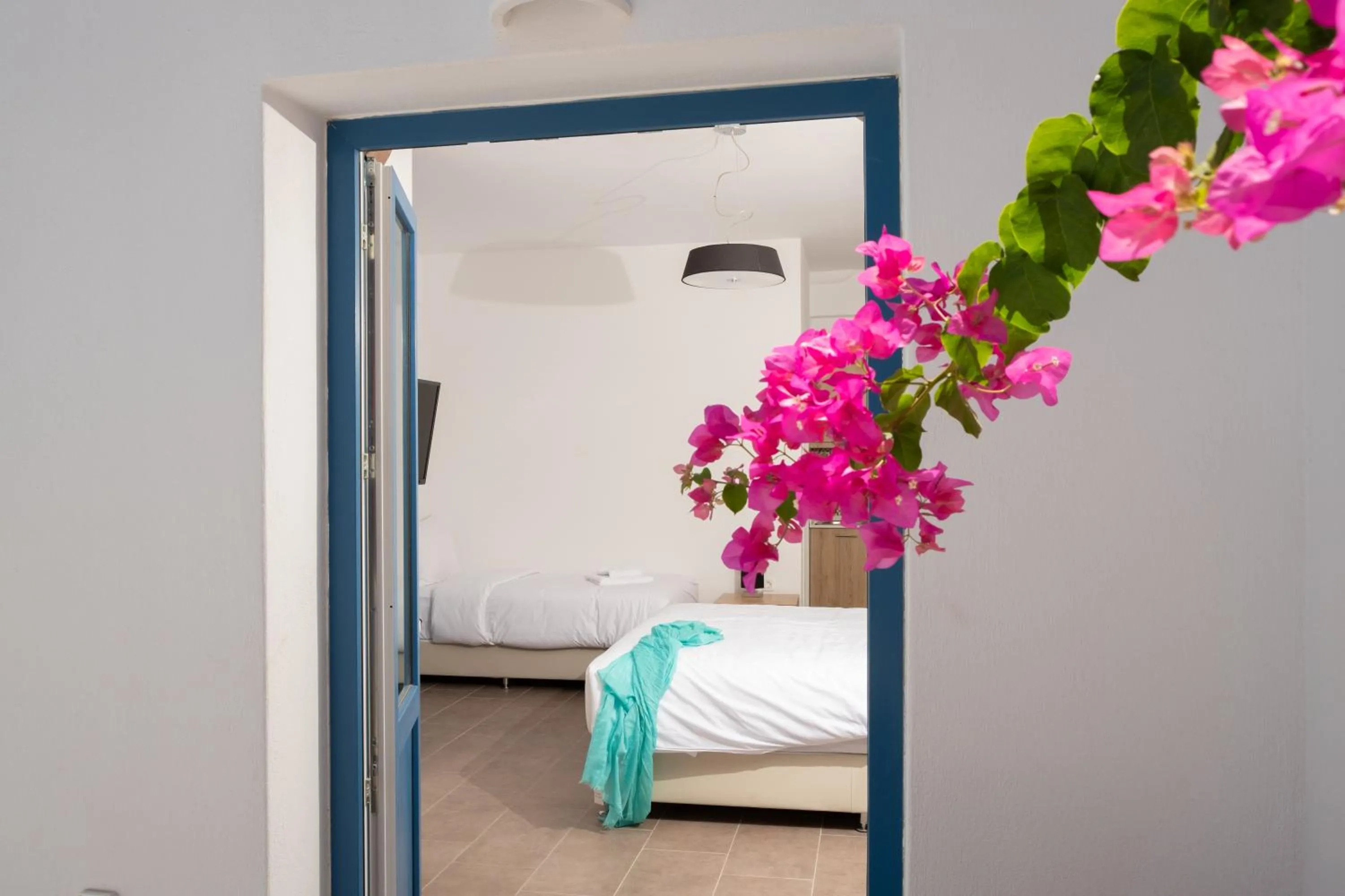 Balcony/Terrace, Bed in Tristhenia