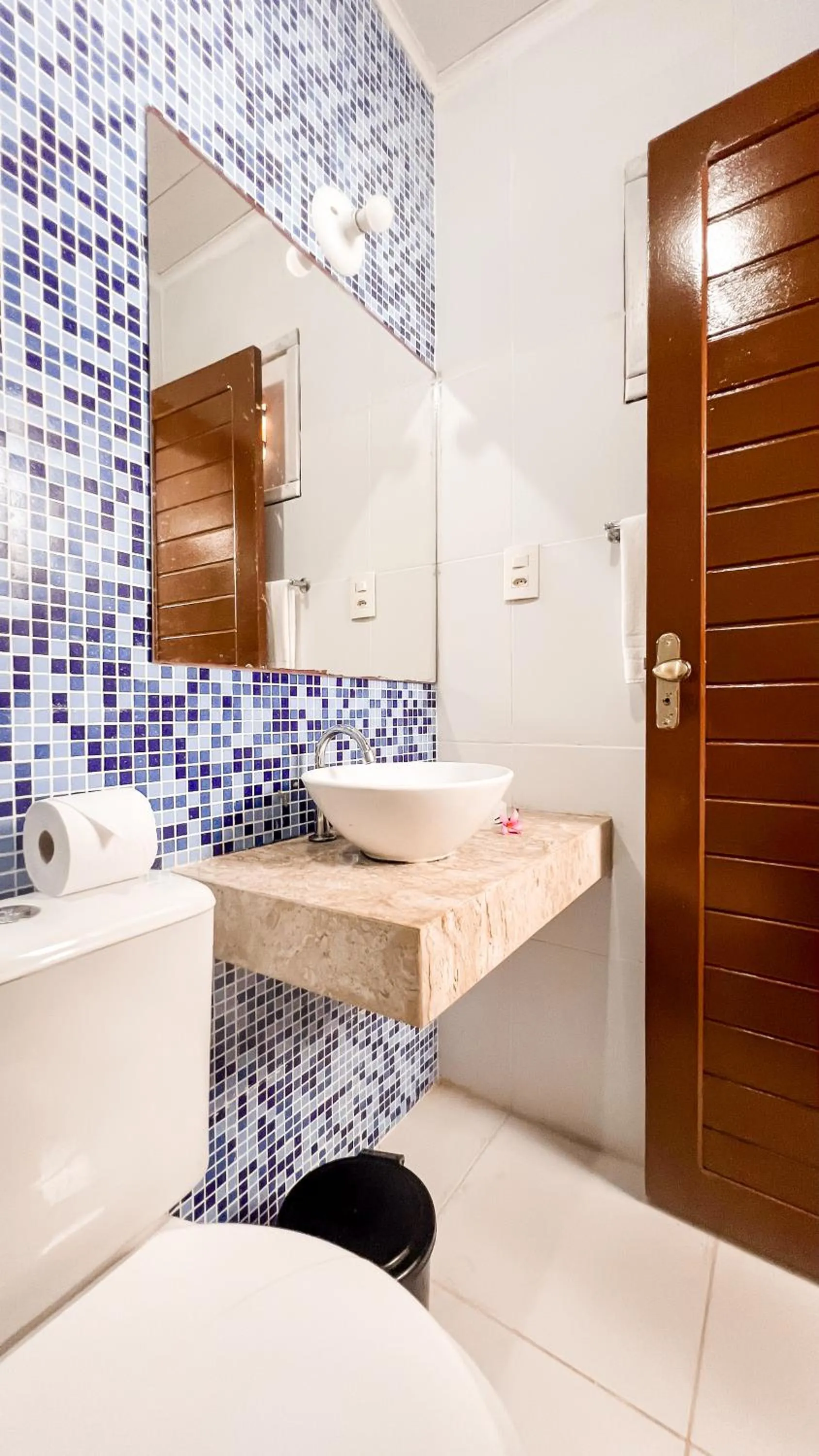 Bathroom in Ocas do Índio Hotel Spa