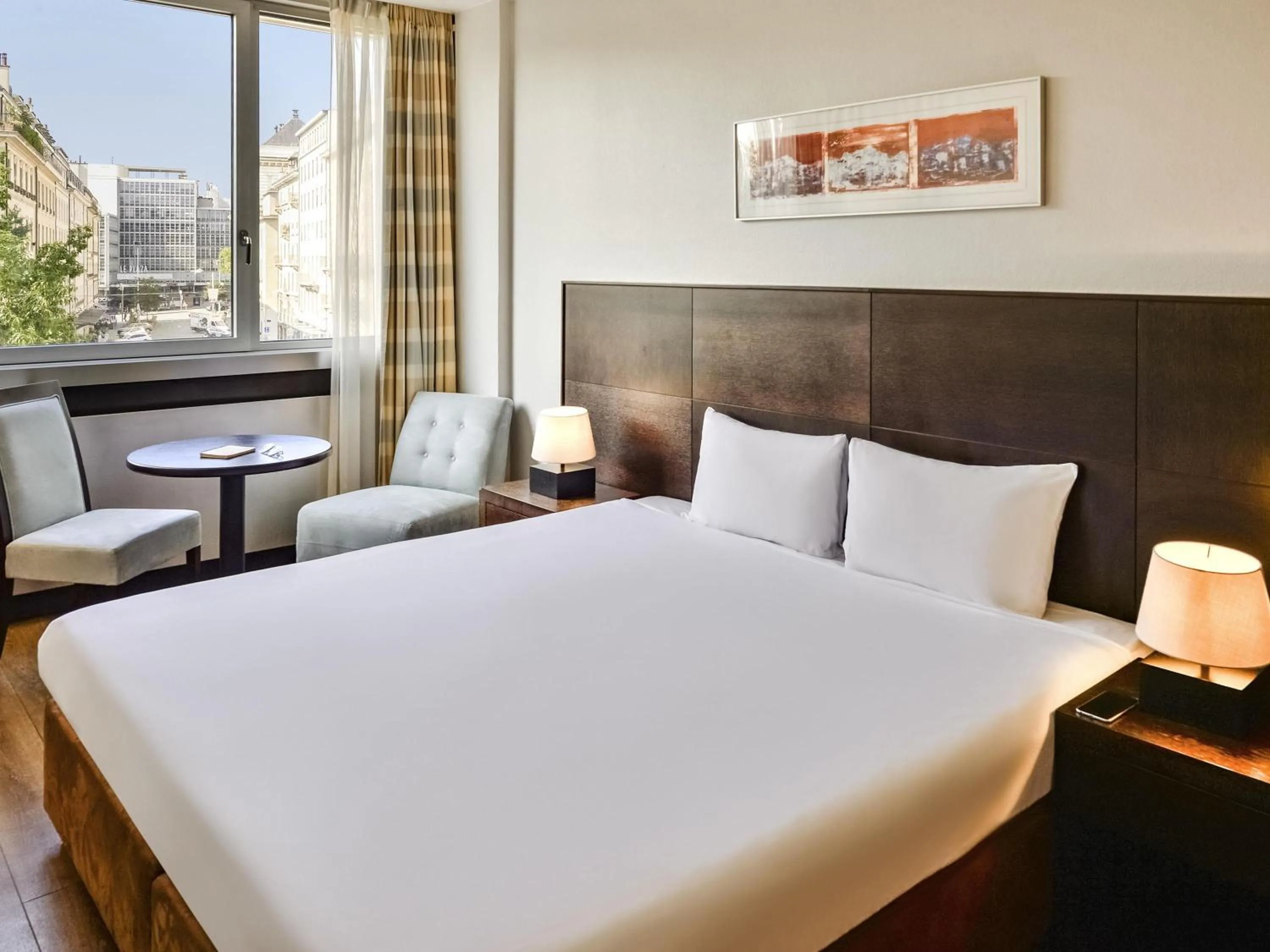 Bedroom, Bed in Aparthotel Adagio Genève Mont-Blanc