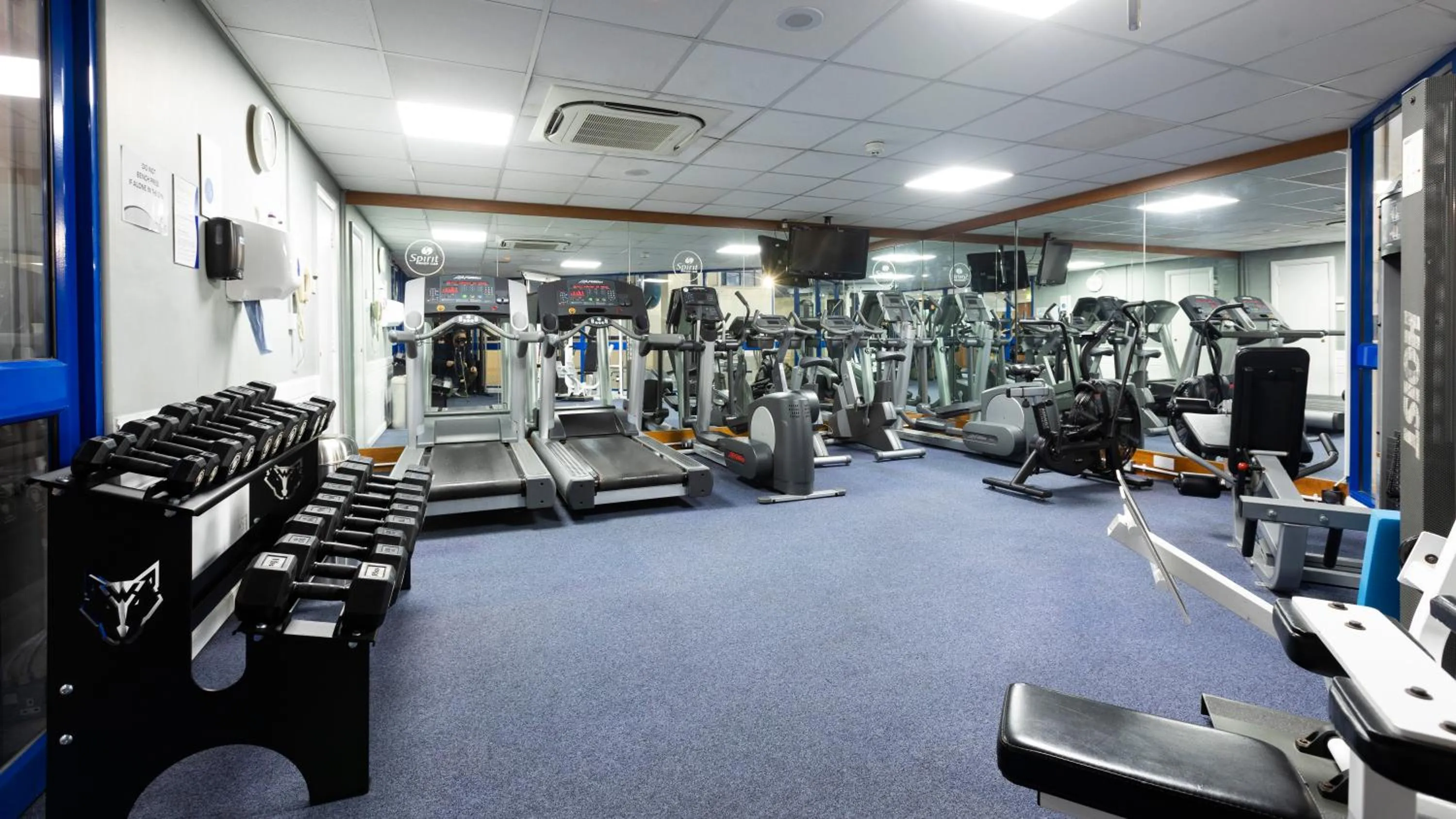 Fitness centre/facilities in Holiday Inn London Sutton by IHG