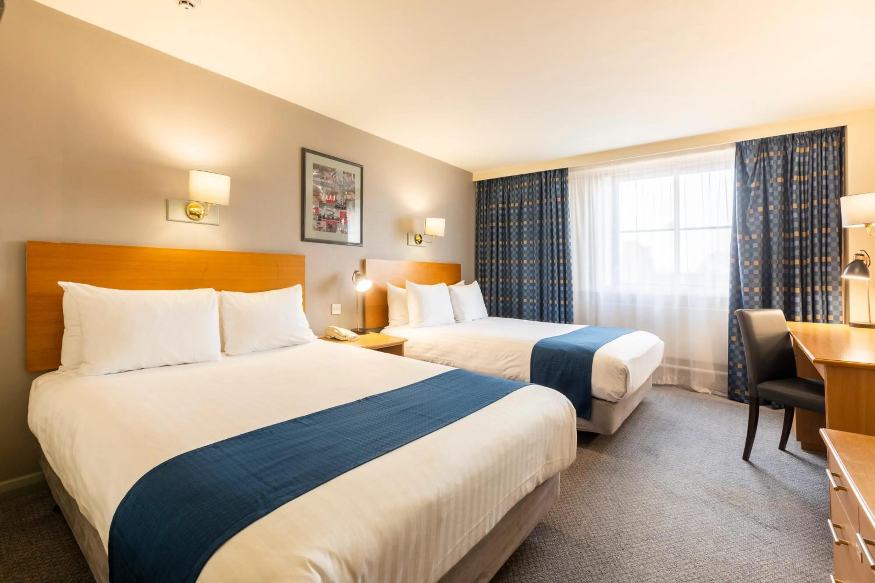 Bed in Holiday Inn London Sutton by IHG