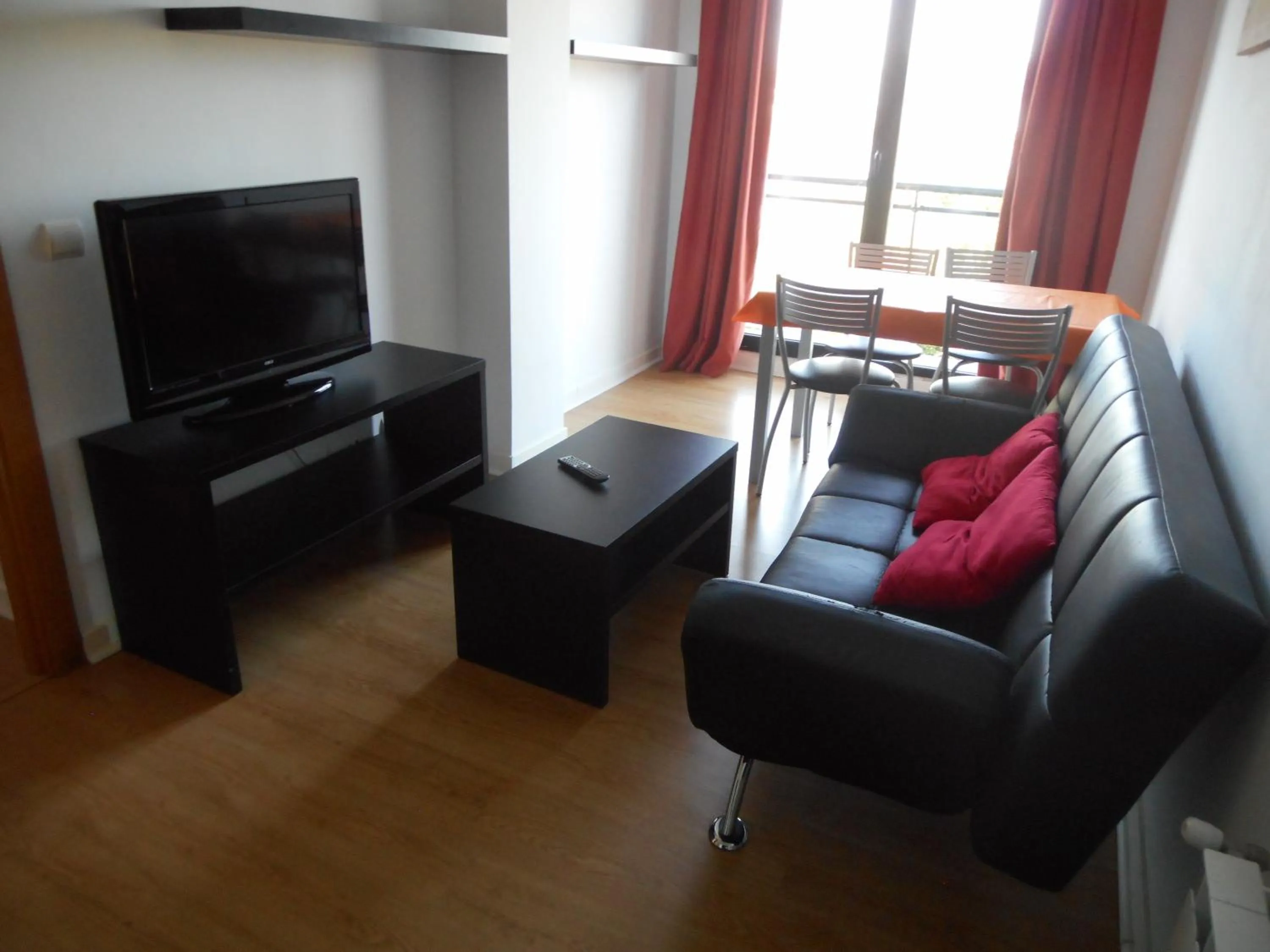 Living room in Apartamentos Bahía de Boó