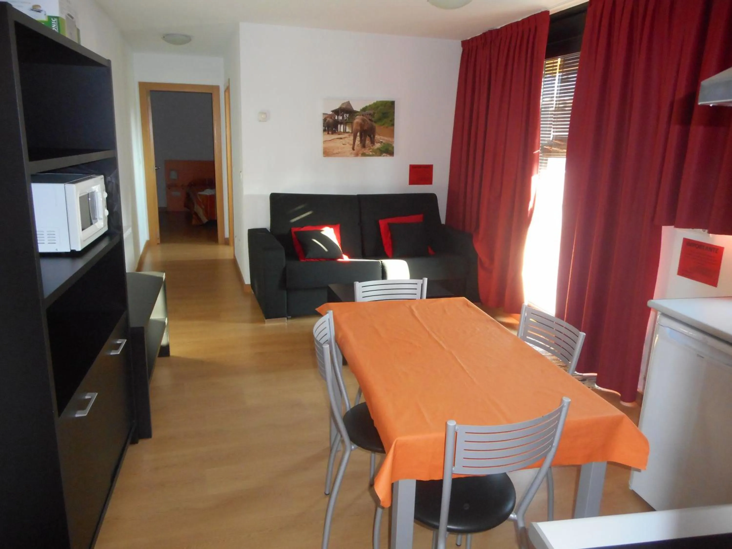Living room in Apartamentos Bahía de Boó