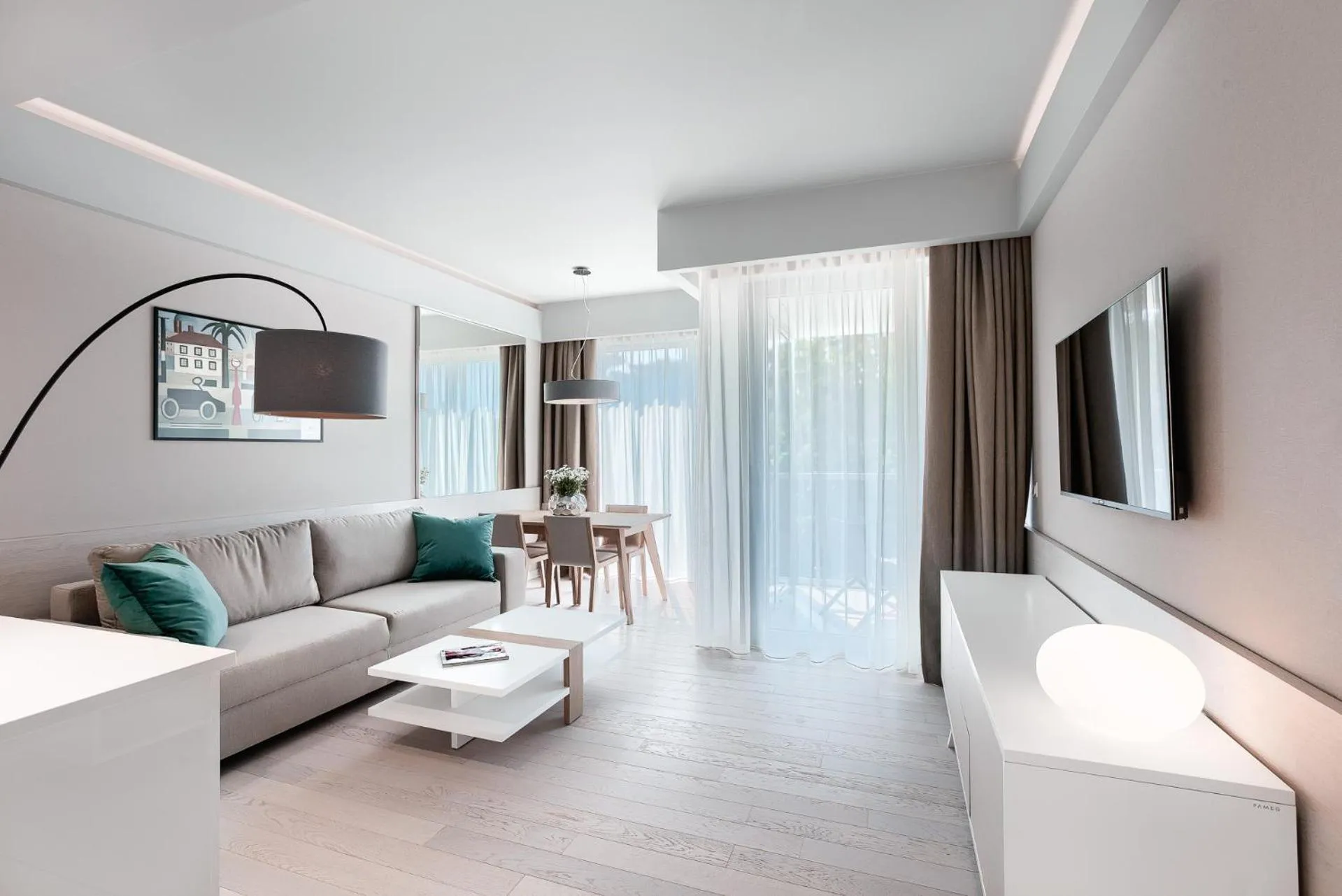 Communal lounge/ TV room in Dune Resort Mielno - B