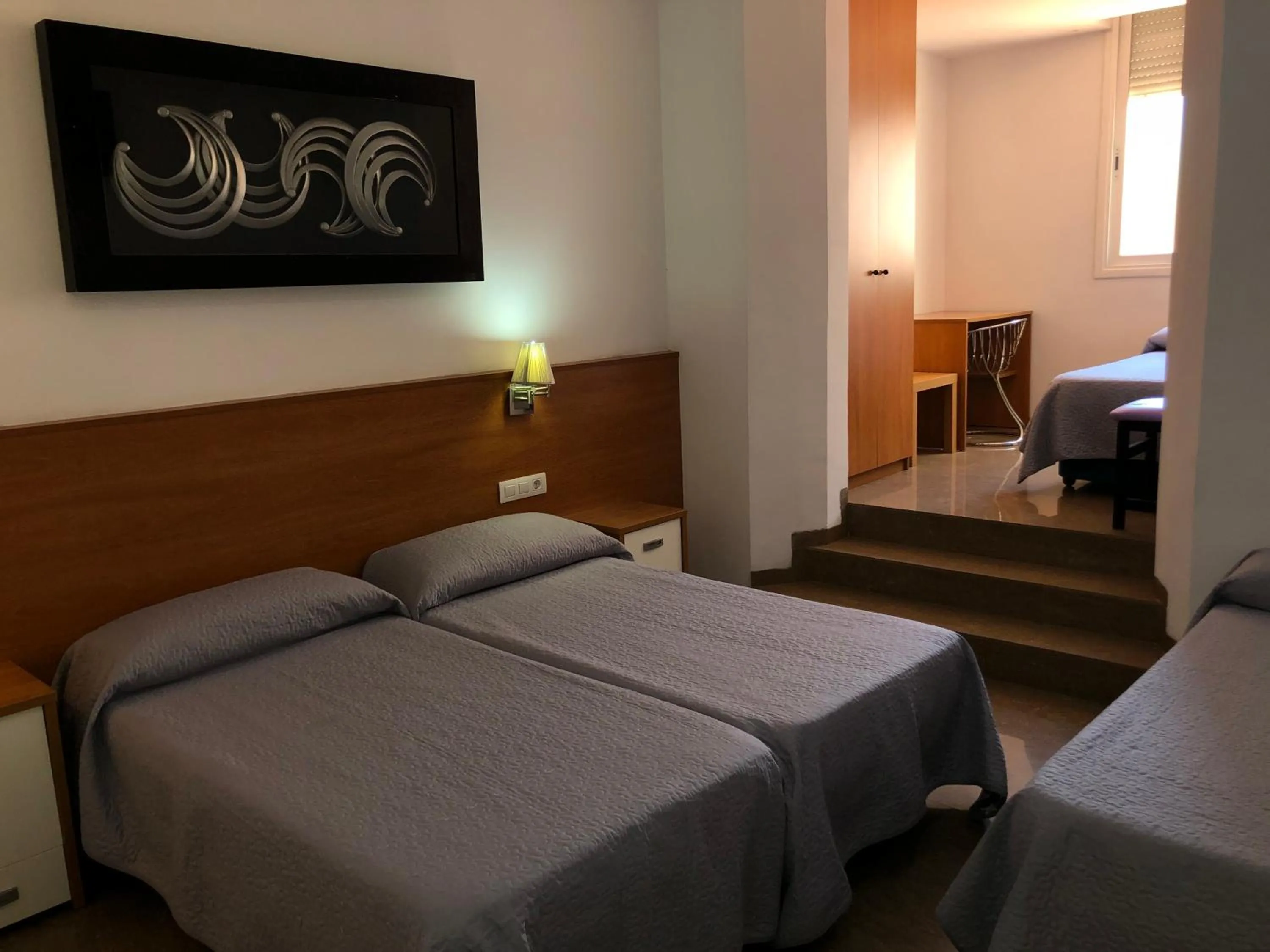 Photo of the whole room, Bed in Hostal Drassanes