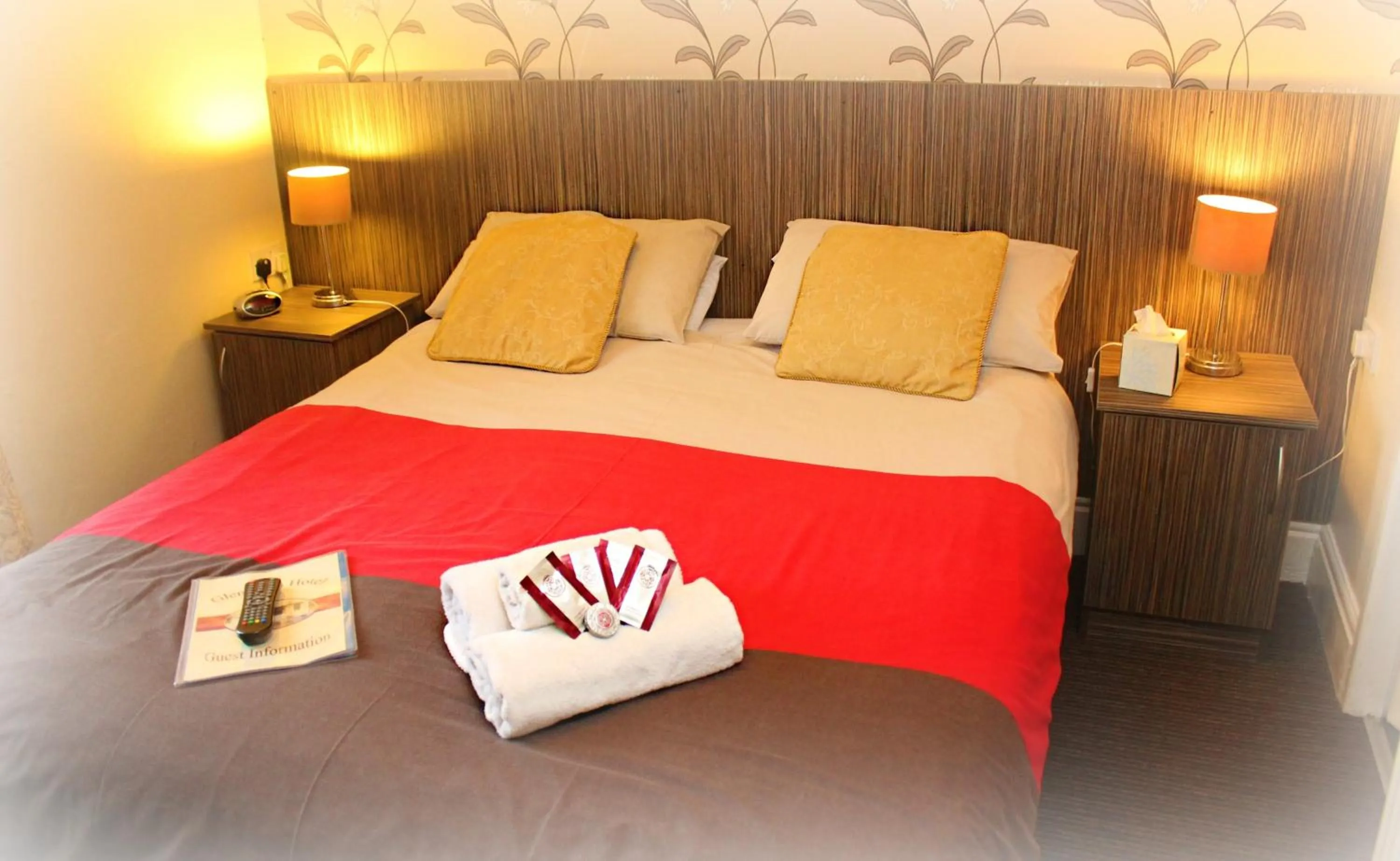 Decorative detail, Bed in Glenheath Hotel