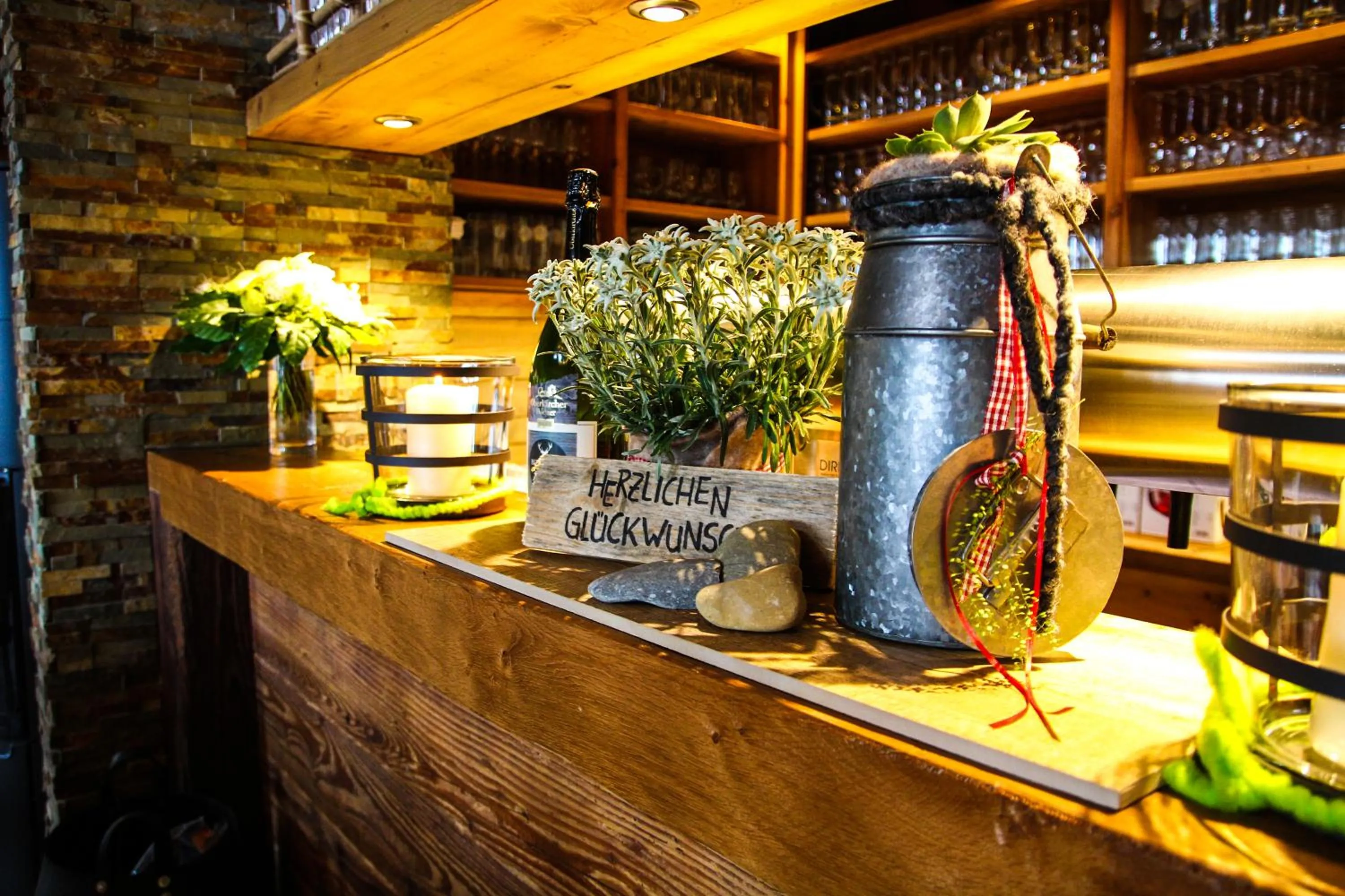 Restaurant/places to eat in Hotel Lauterbad