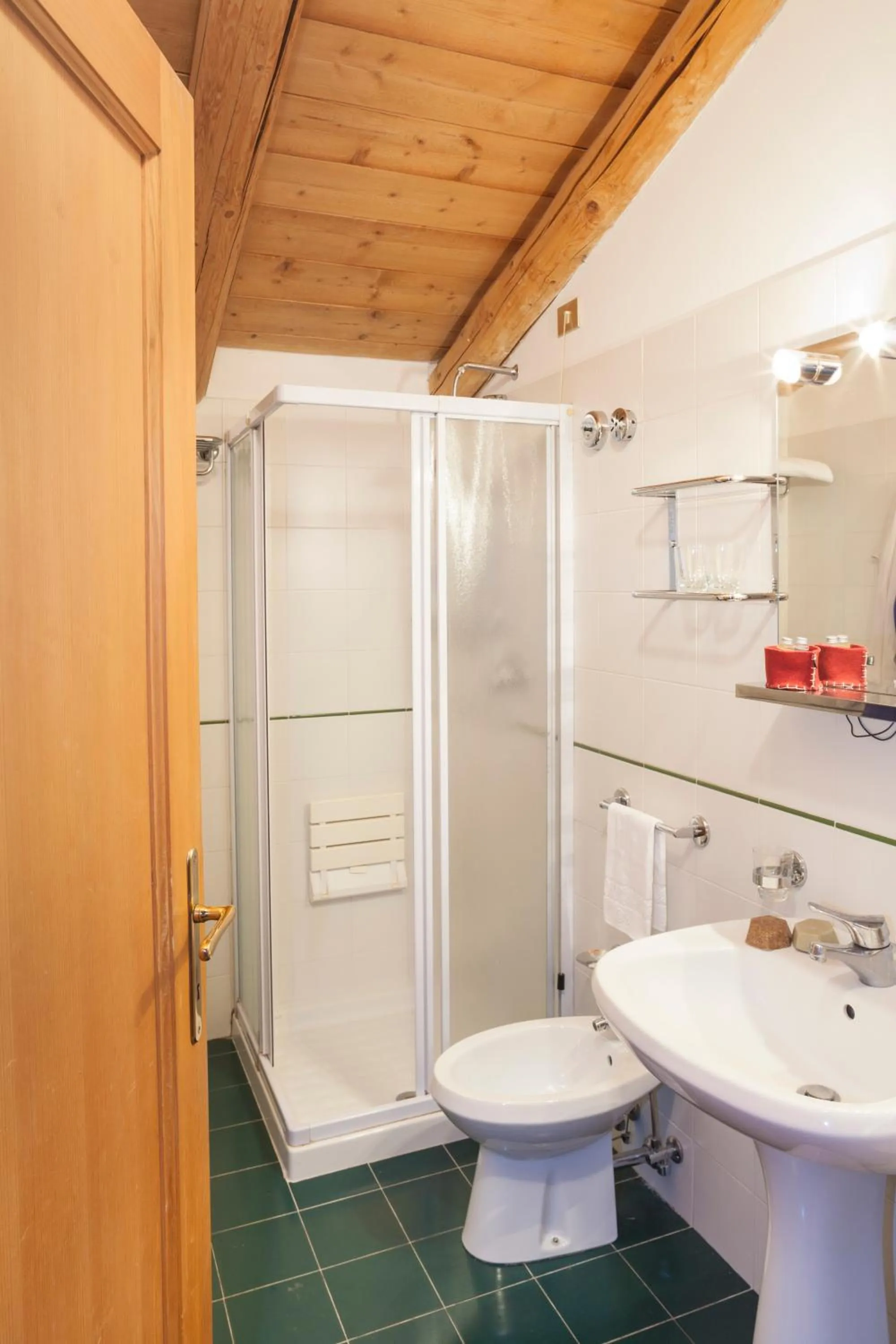 Bathroom in Albergo Diffuso Sauris in Sauris Di Sopra