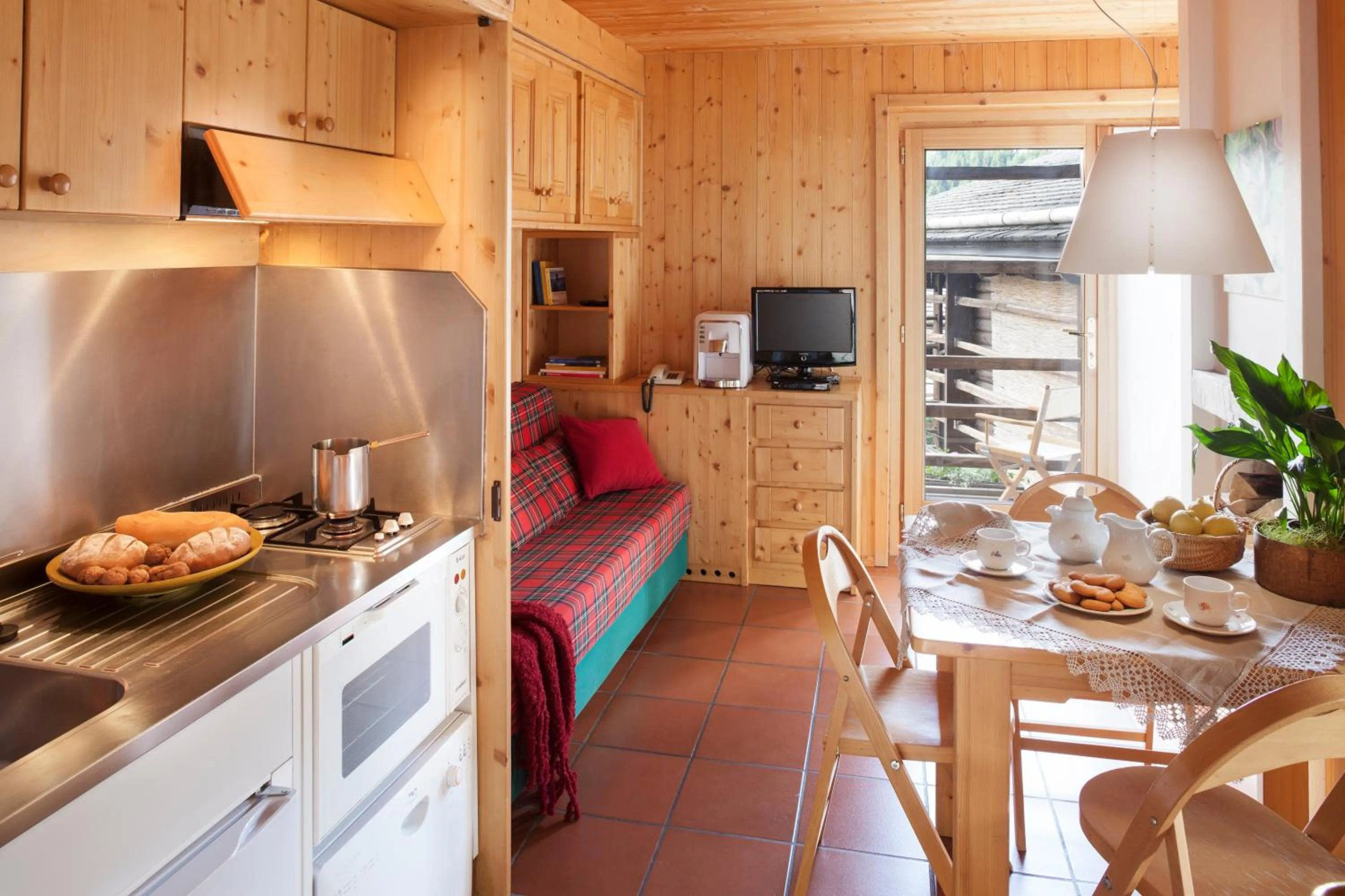 Kitchen or kitchenette in Albergo Diffuso Sauris in Sauris Di Sopra