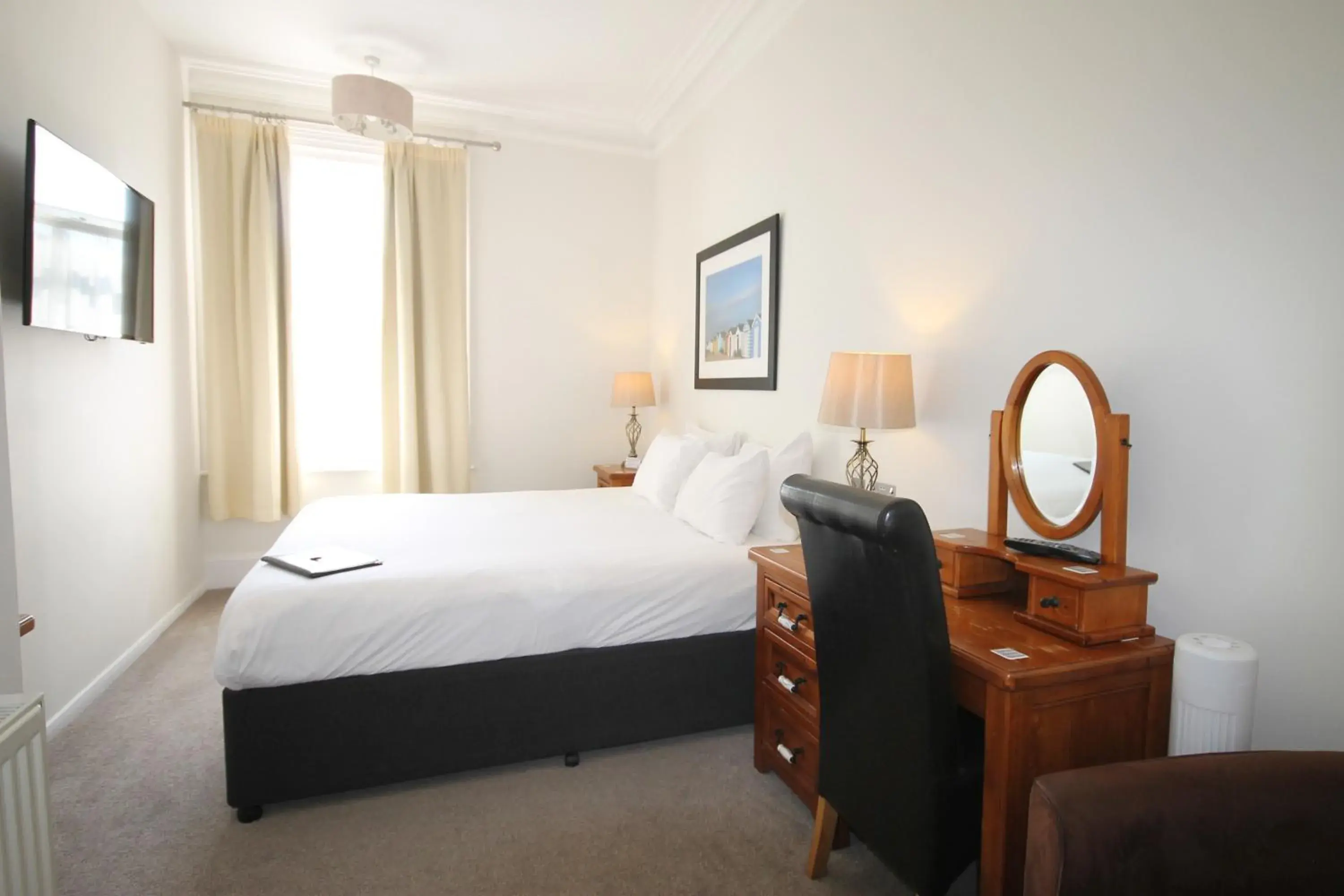 House Double - single occupancy in Andover House Hotel & Restaurant - Adults only House Double - single occupancy in Andover House Hotel & Restaurant - Adults only