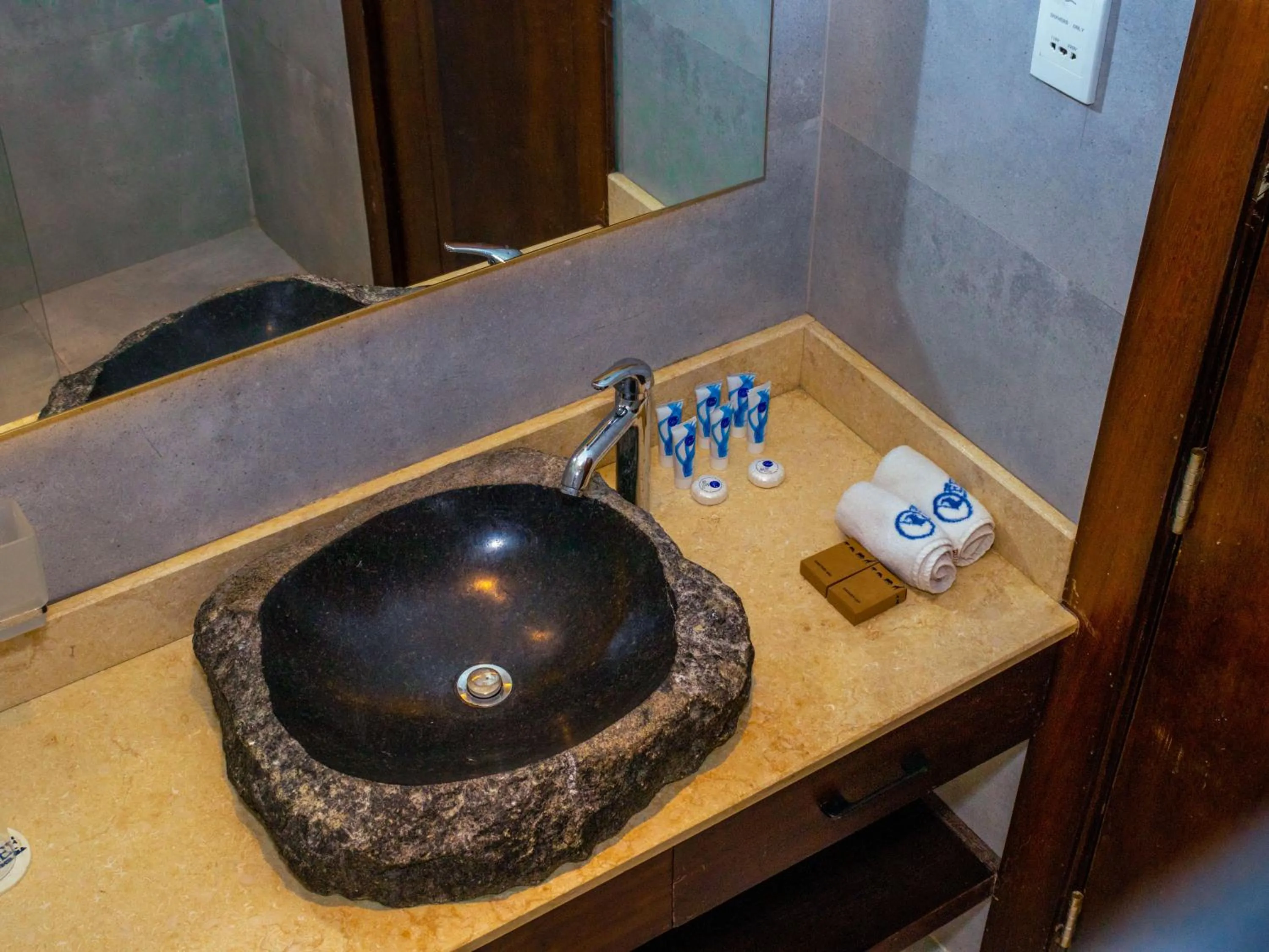 Bathroom in Reef Hotel Mombasa