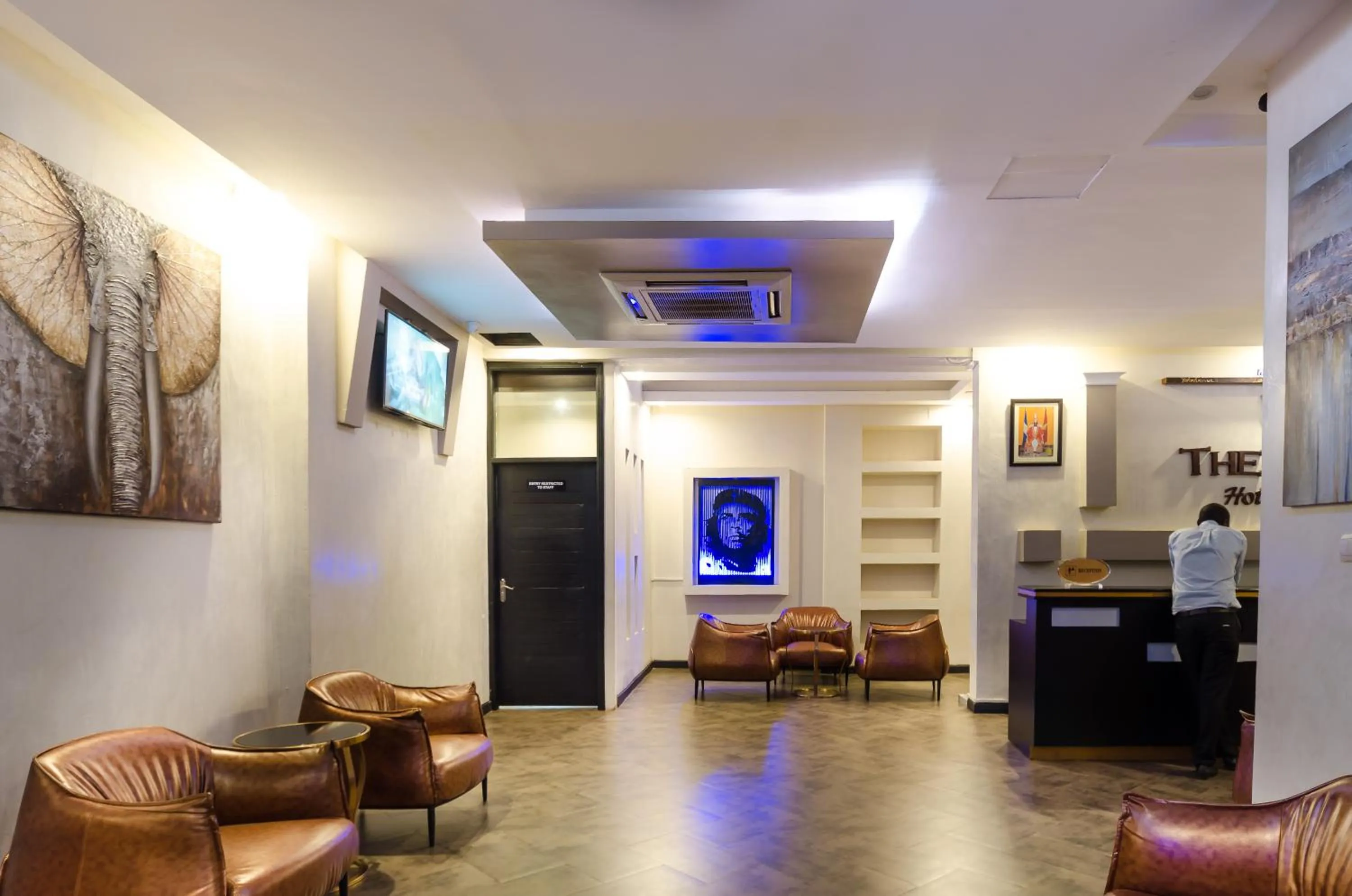 Communal lounge/ TV room in The Venti Hotel & Spa