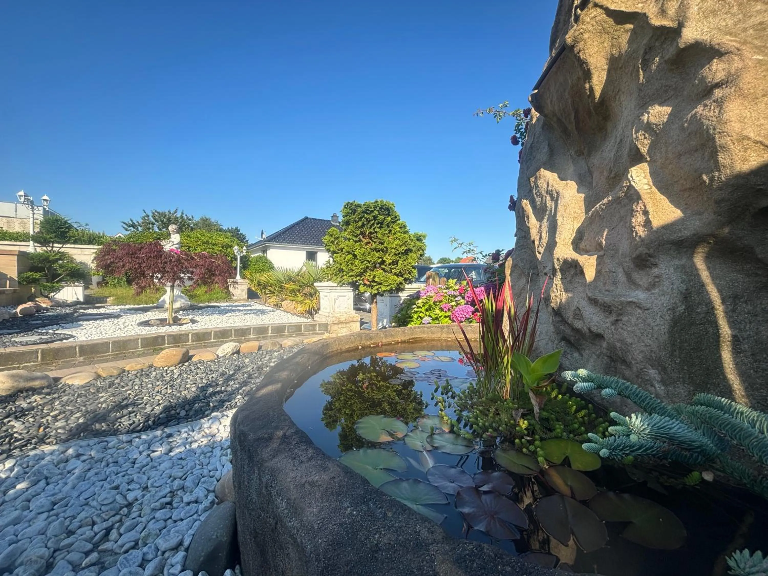 Garden in Hotel Kenny & Henry