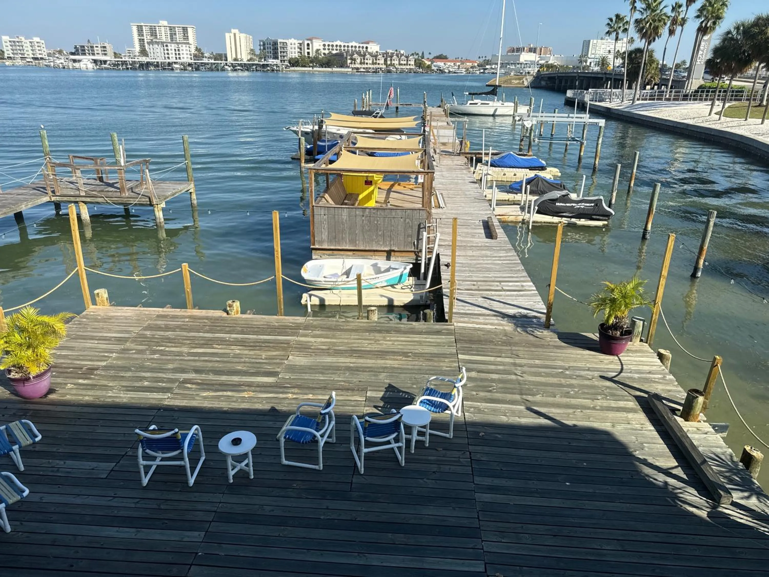 Property building in Barefoot Bay Resort Motel