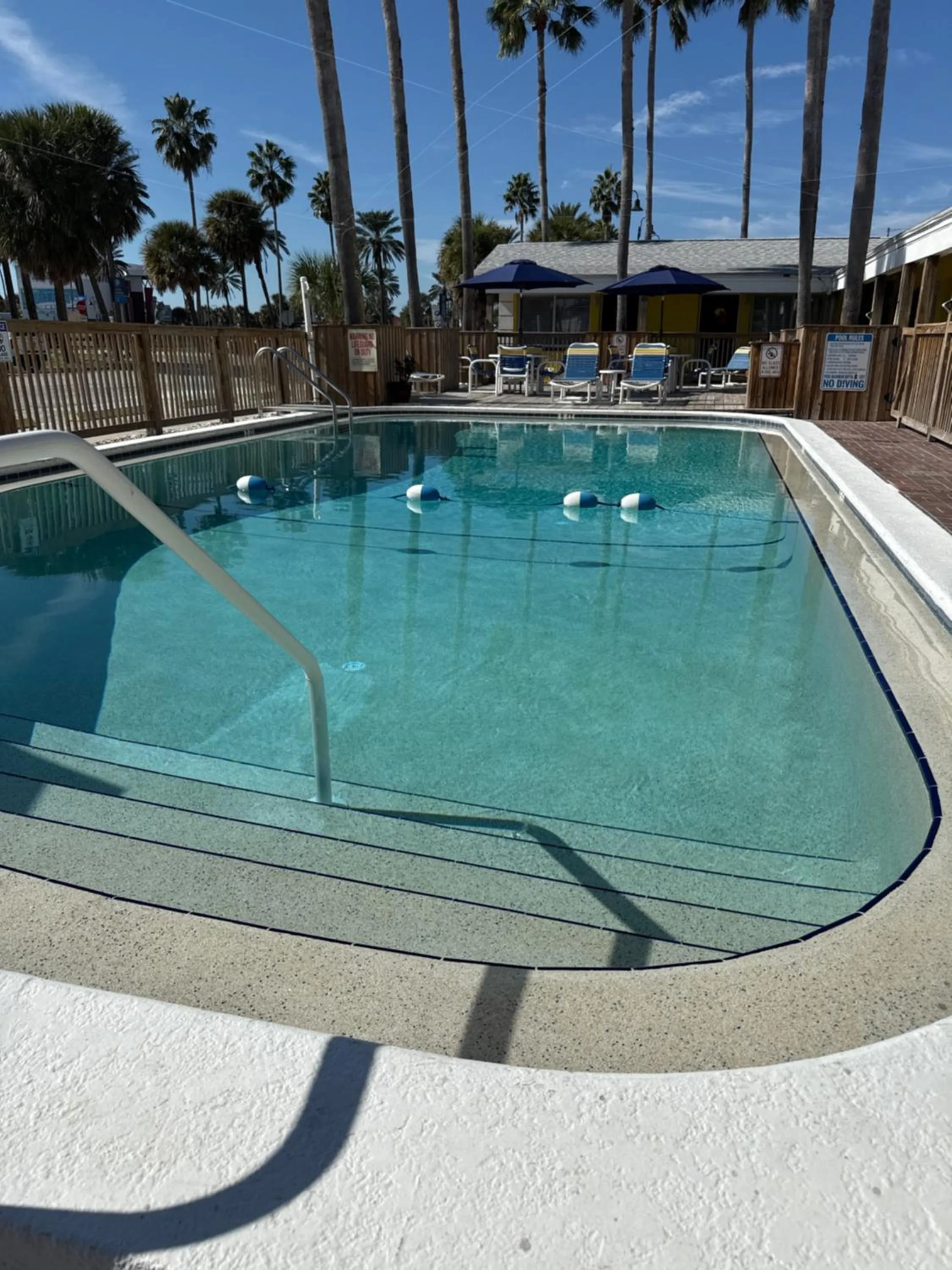 Swimming pool in Barefoot Bay Resort Motel