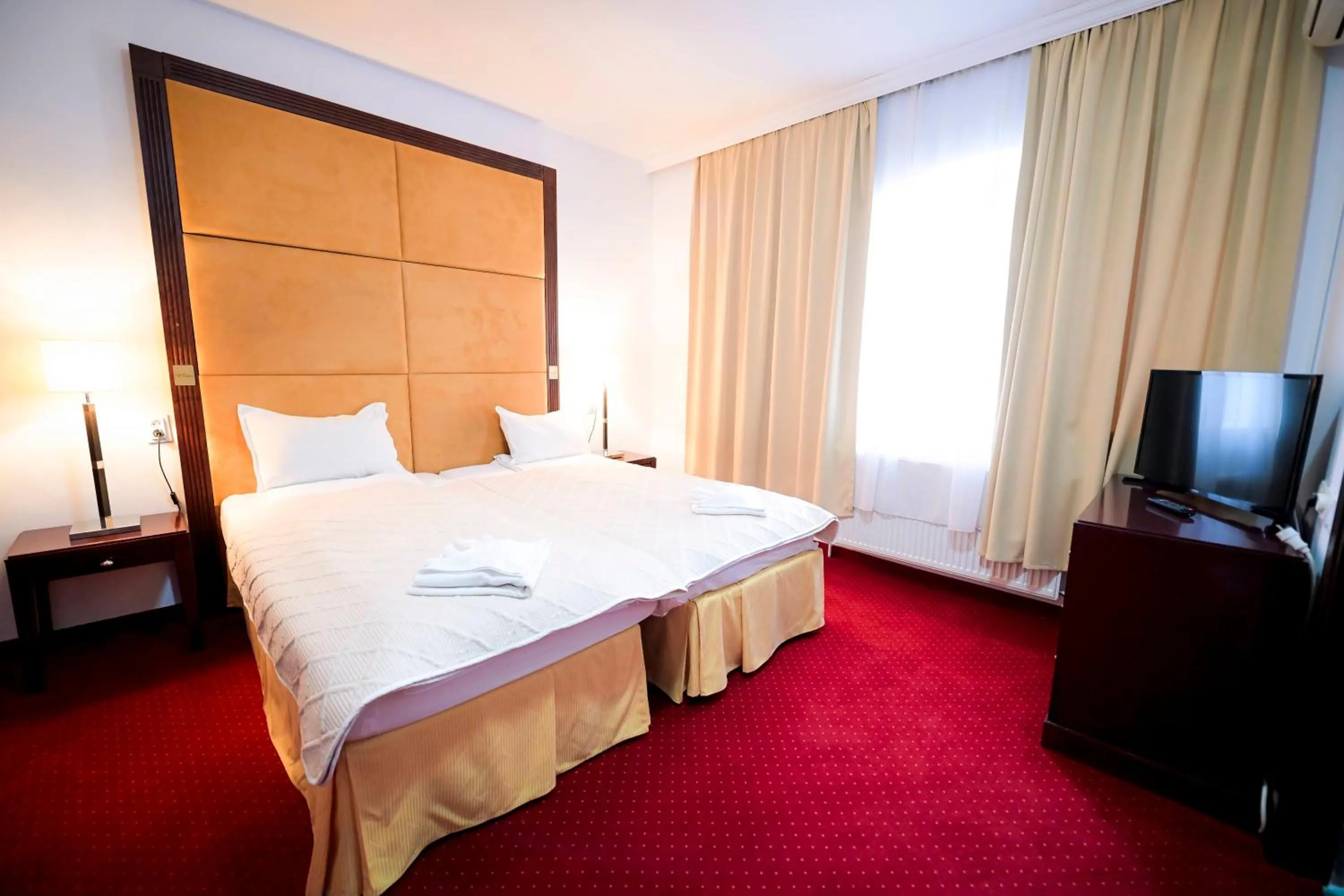 Photo of the whole room, Bed in Visconti Militari