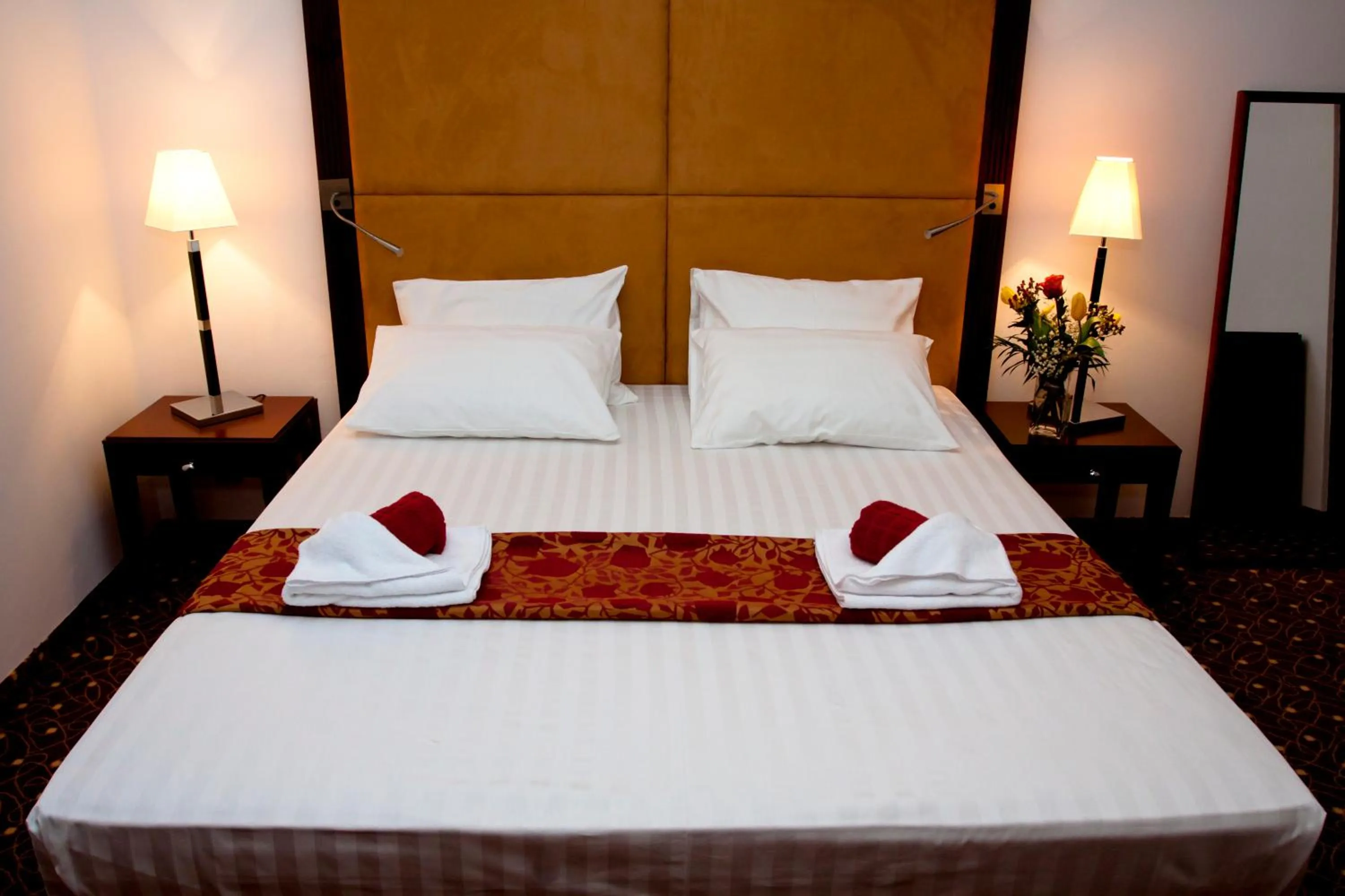 Photo of the whole room, Bed in Visconti Militari