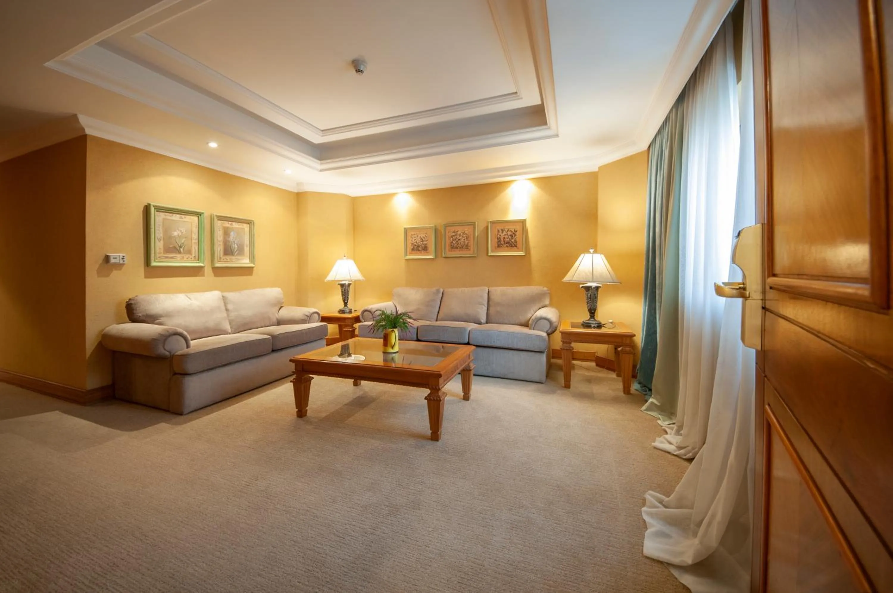 Bed in Granados Park Hotel