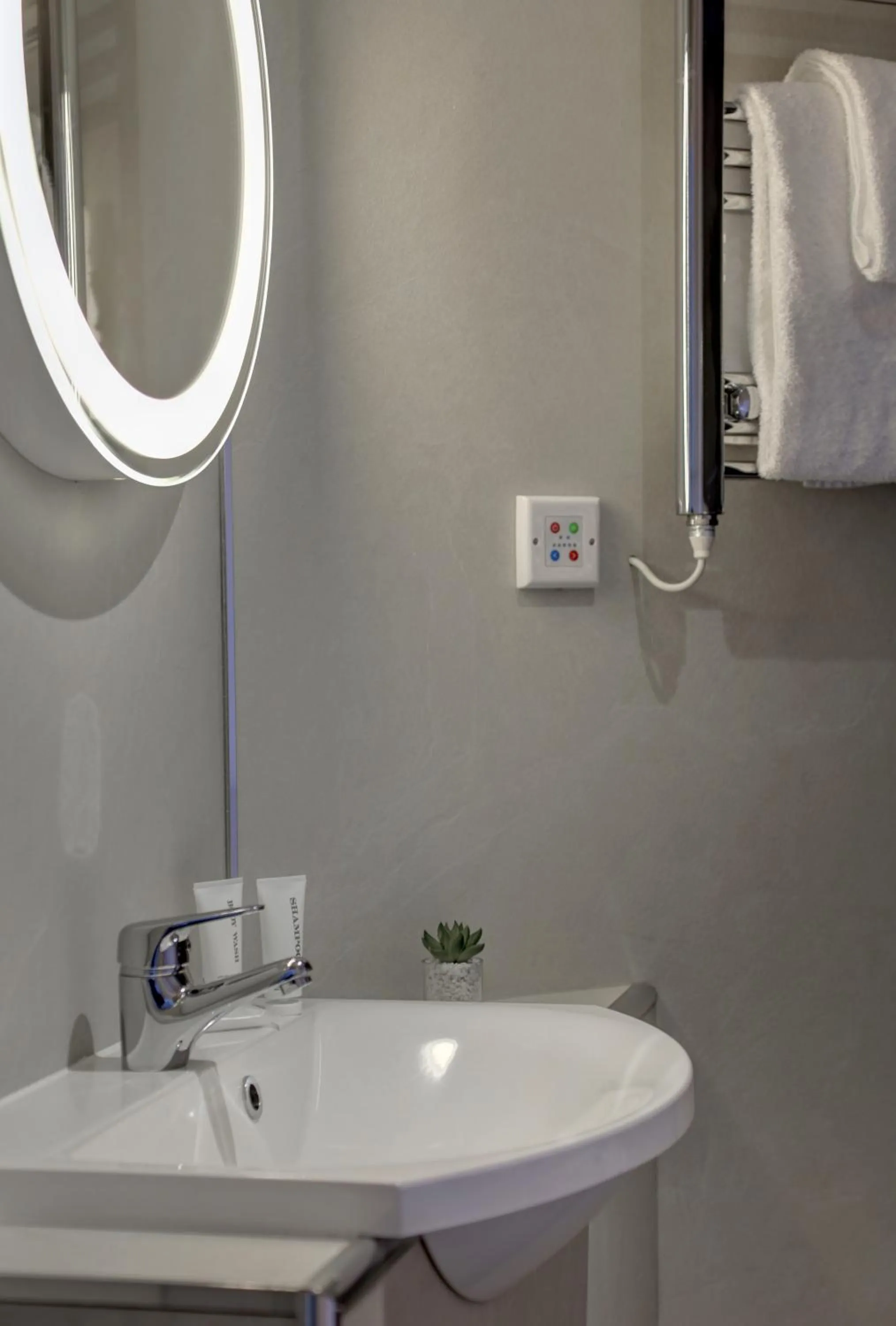 Bathroom in Best Western Station Hotel