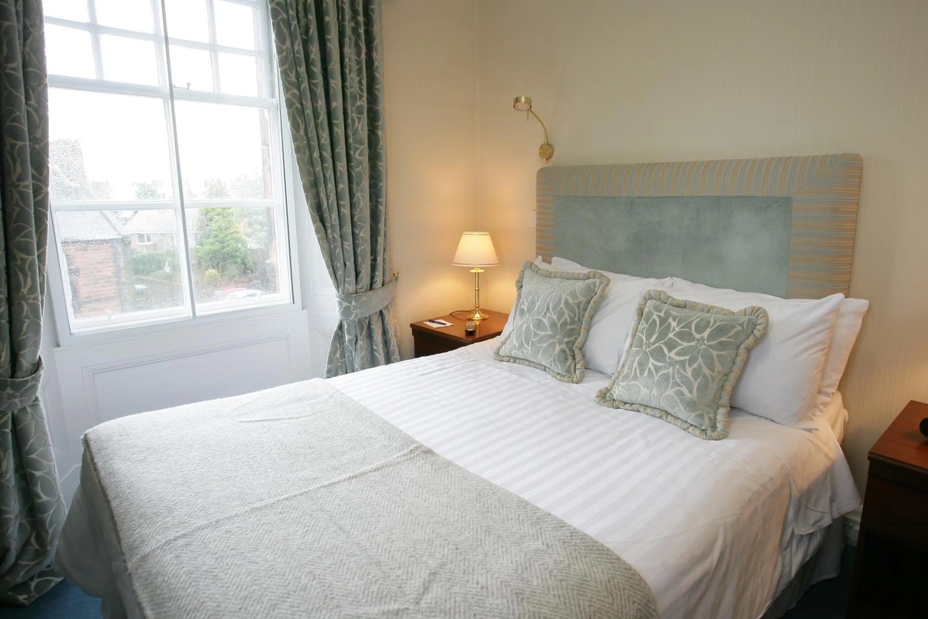 Bedroom in Best Western Station Hotel