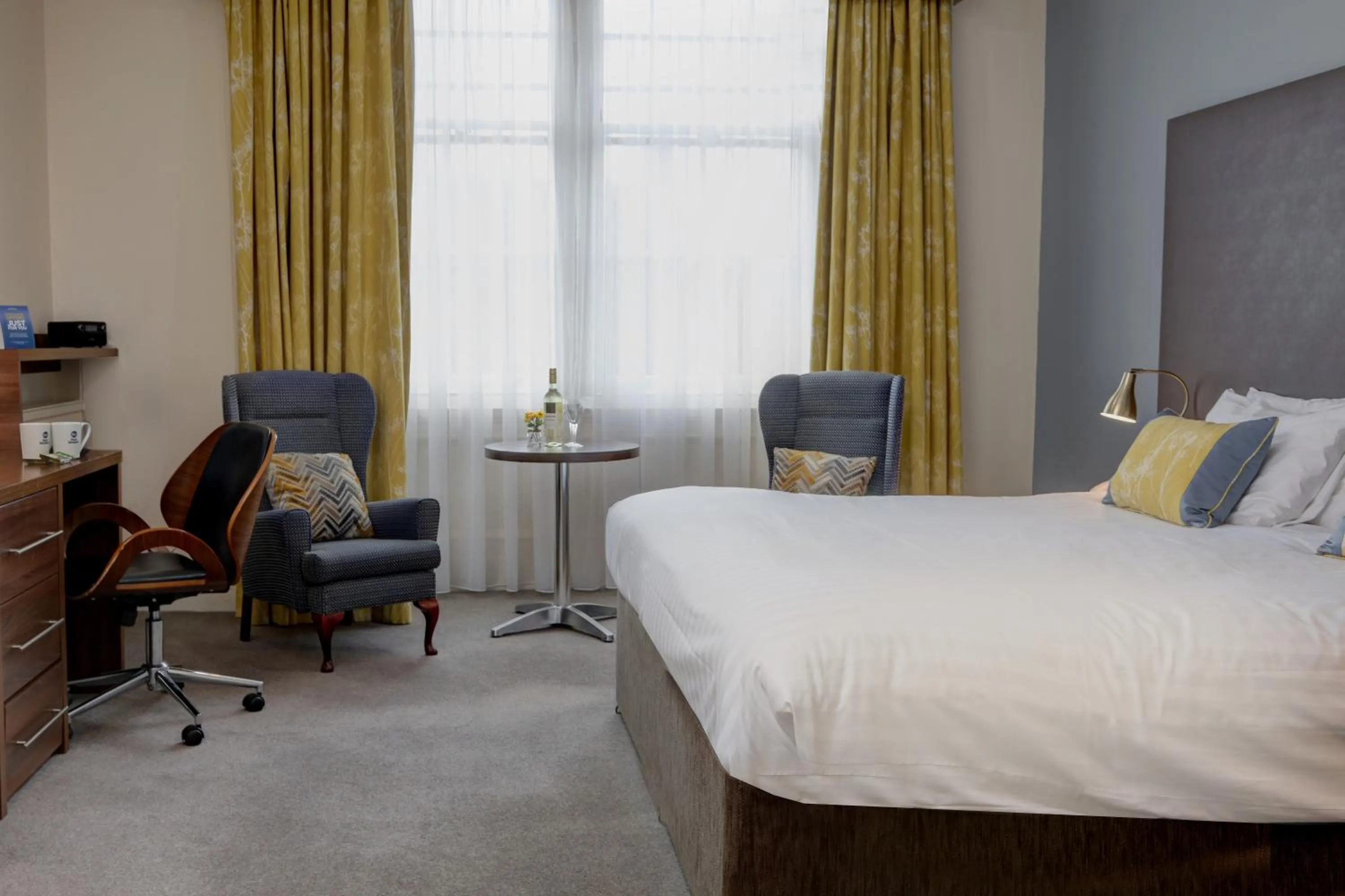 Bedroom in Best Western Station Hotel