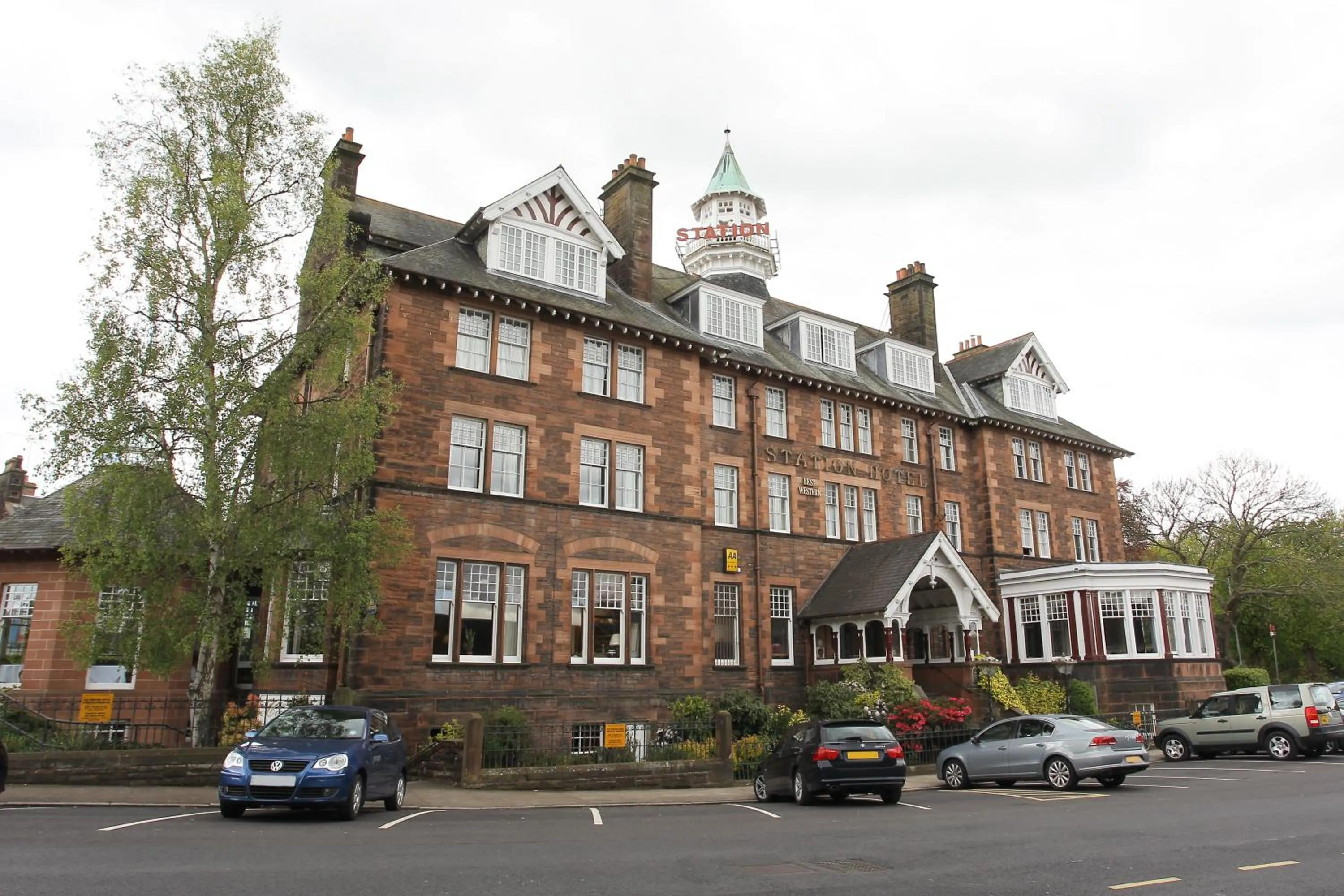 Property Building in Best Western Station Hotel