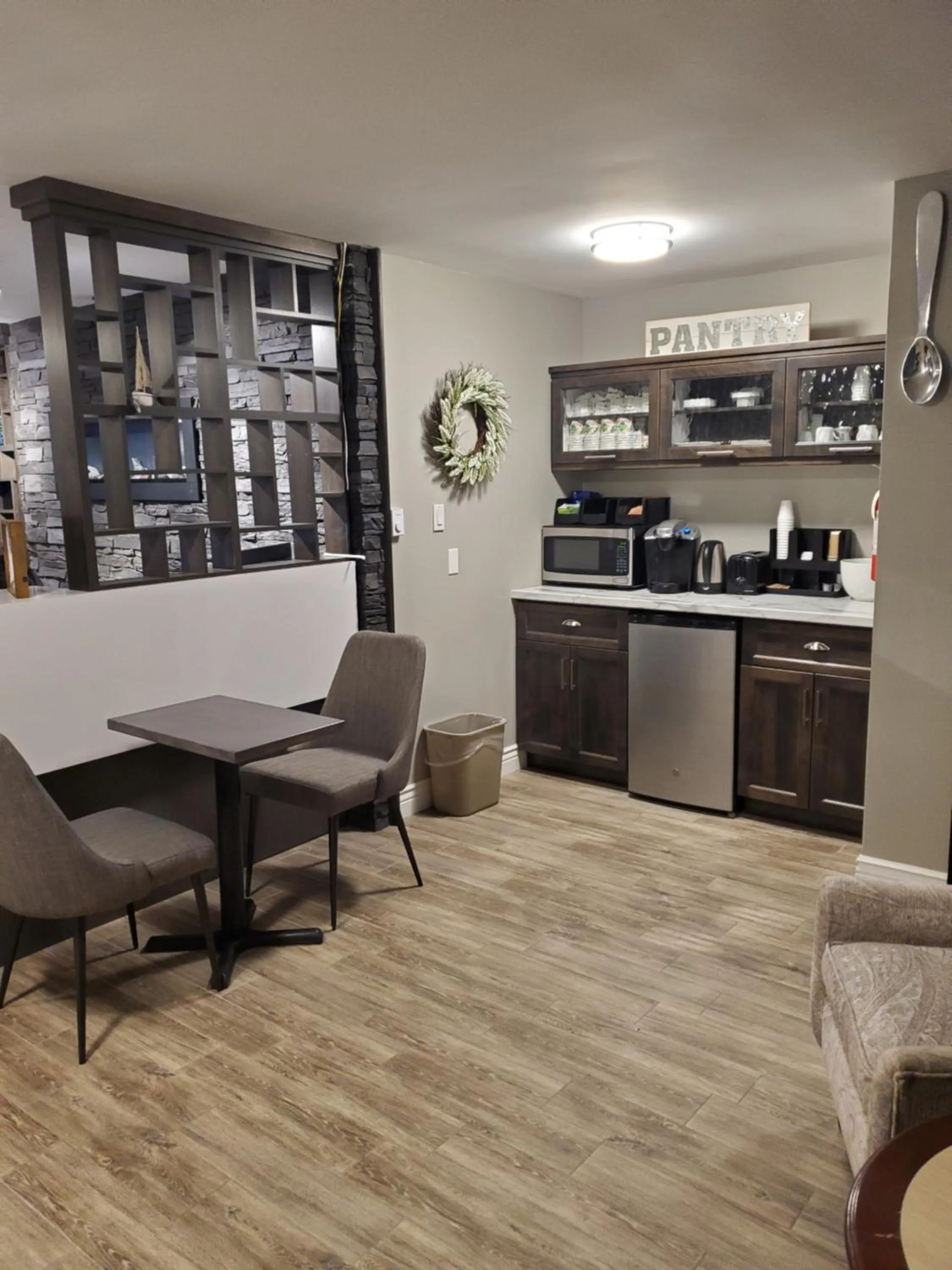 Newfound Inn & Suites