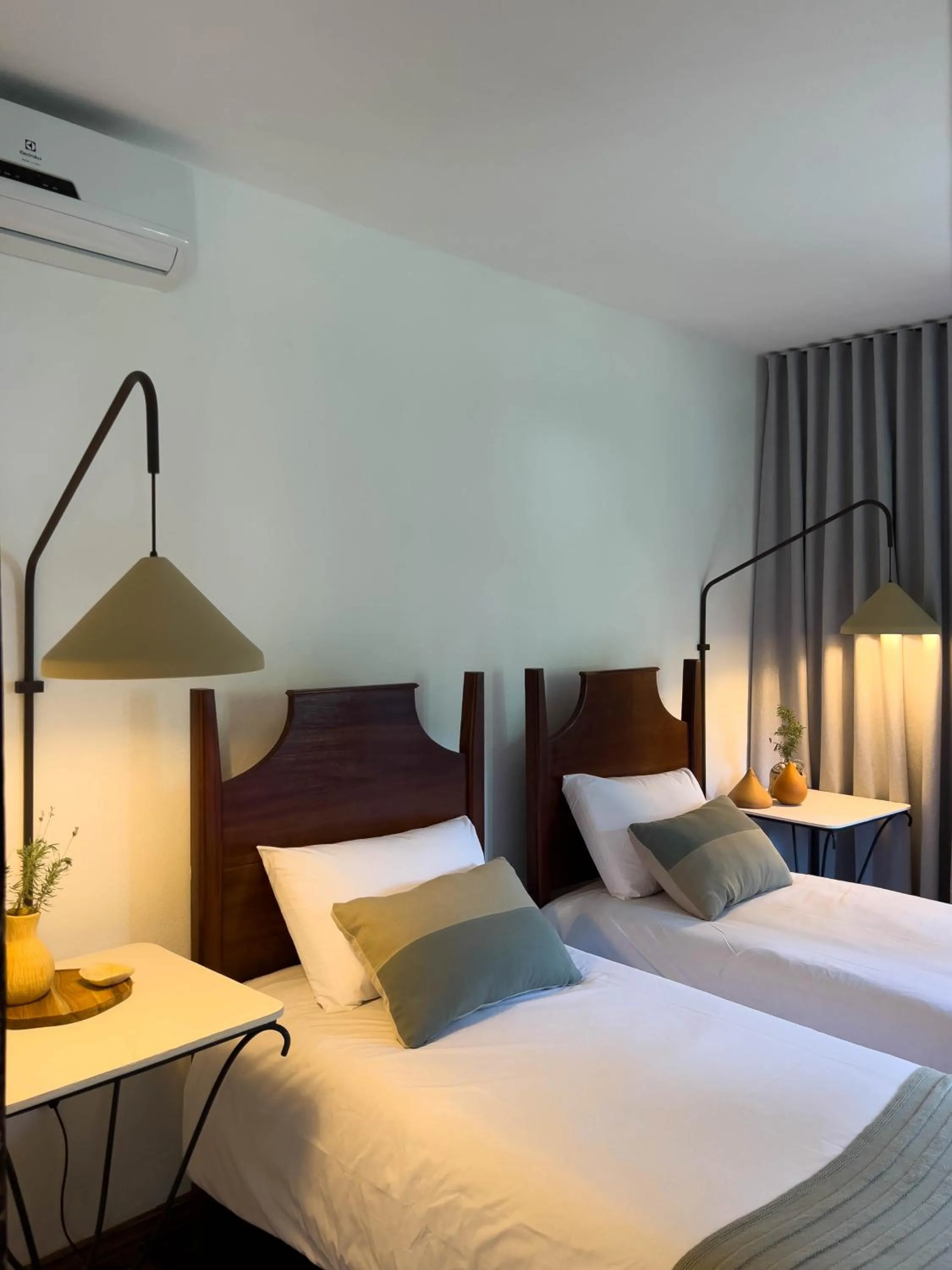 Photo of the whole room, Bed in Pousada Vagalume