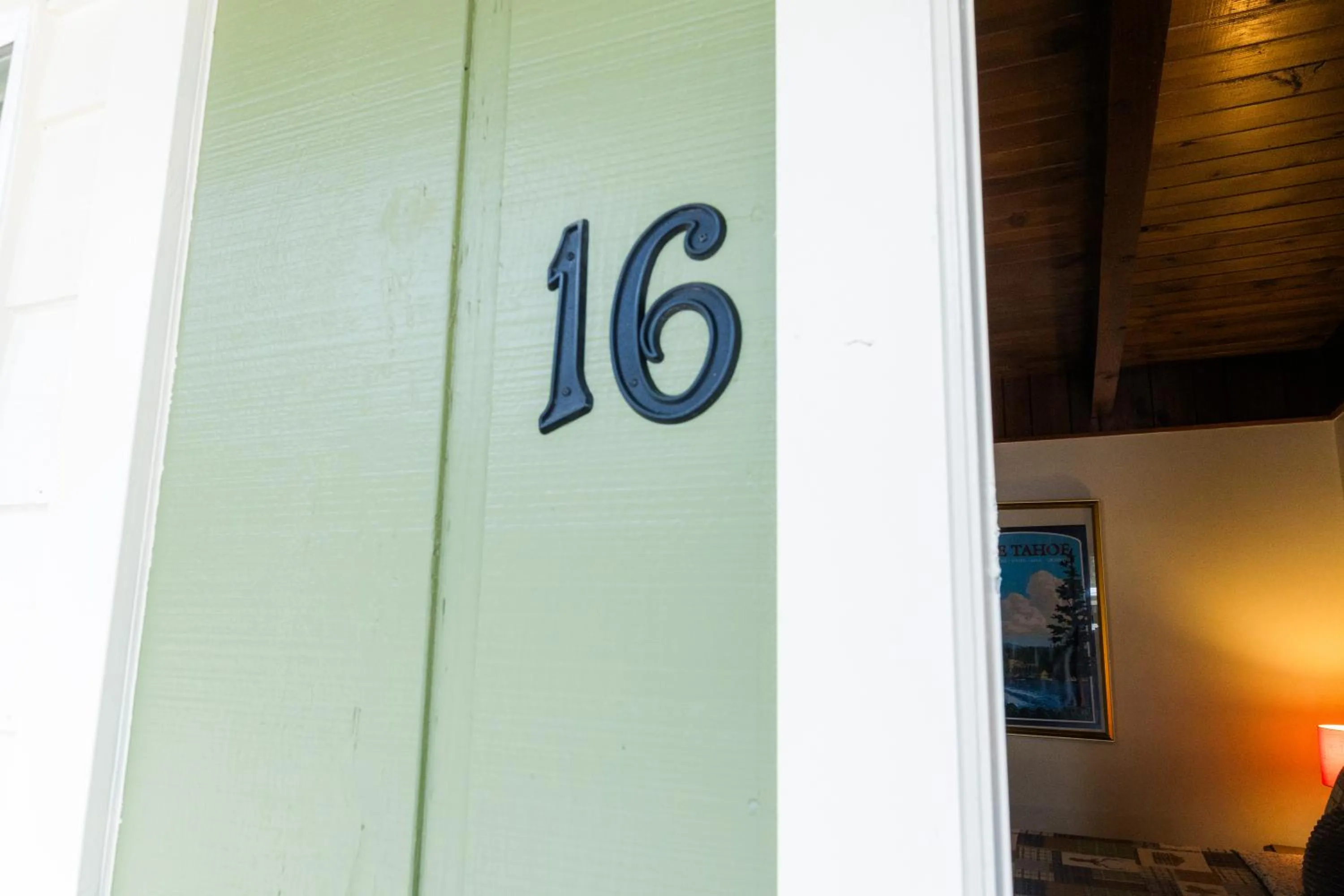 Text overlay in The Washoe Lodge