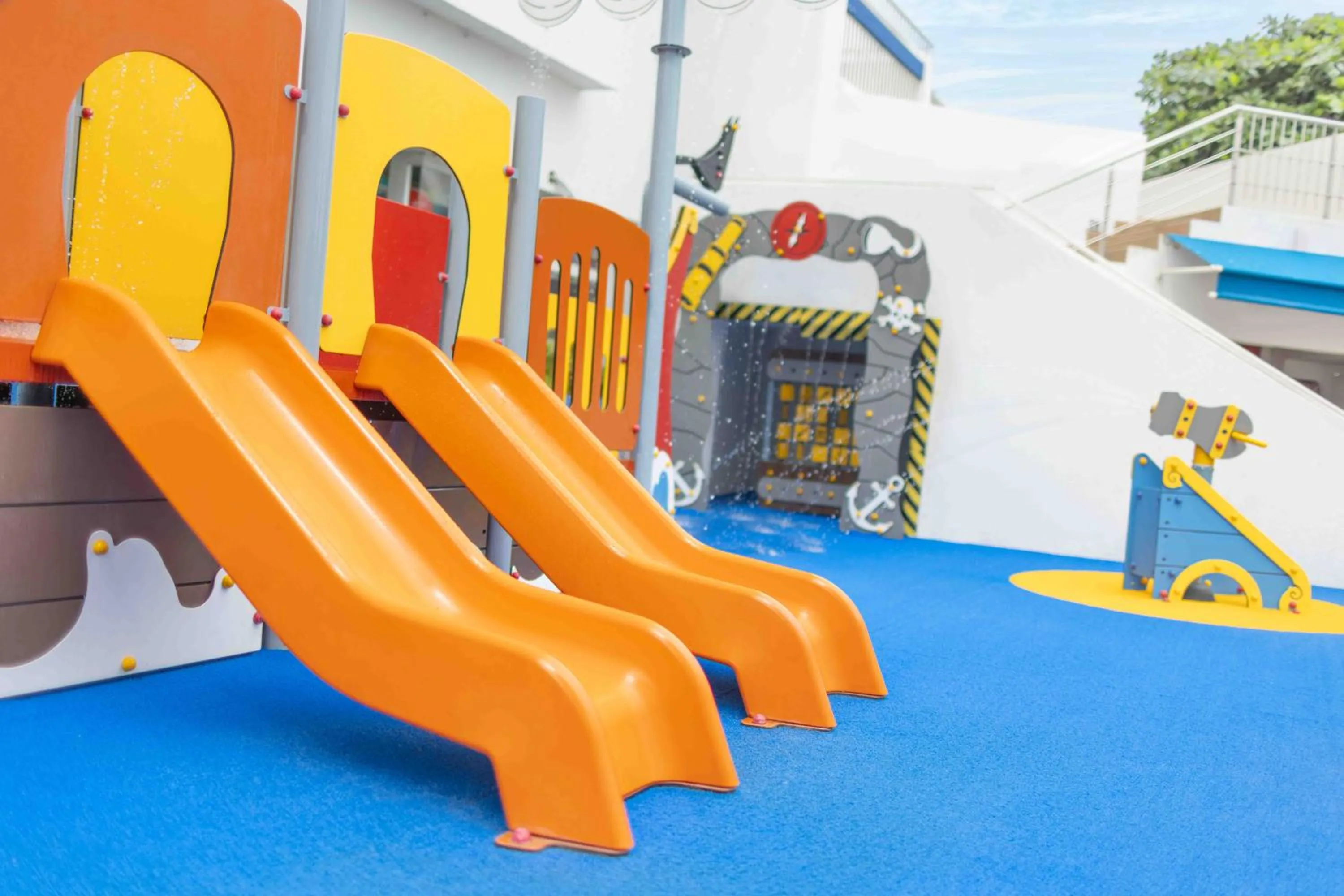 Day in Decameron Cartagena - All Inclusive